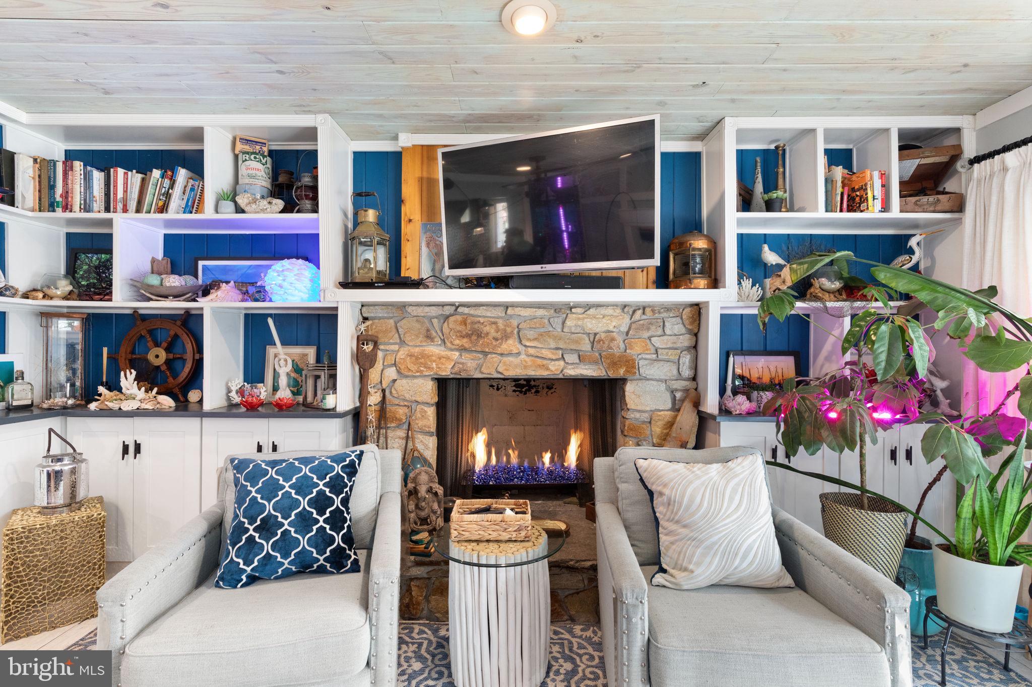 HOMELAND HISTORIC DISTRICT - Residential