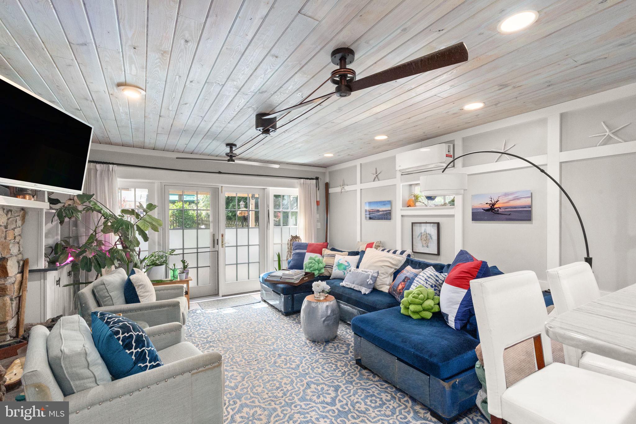 HOMELAND HISTORIC DISTRICT - Residential