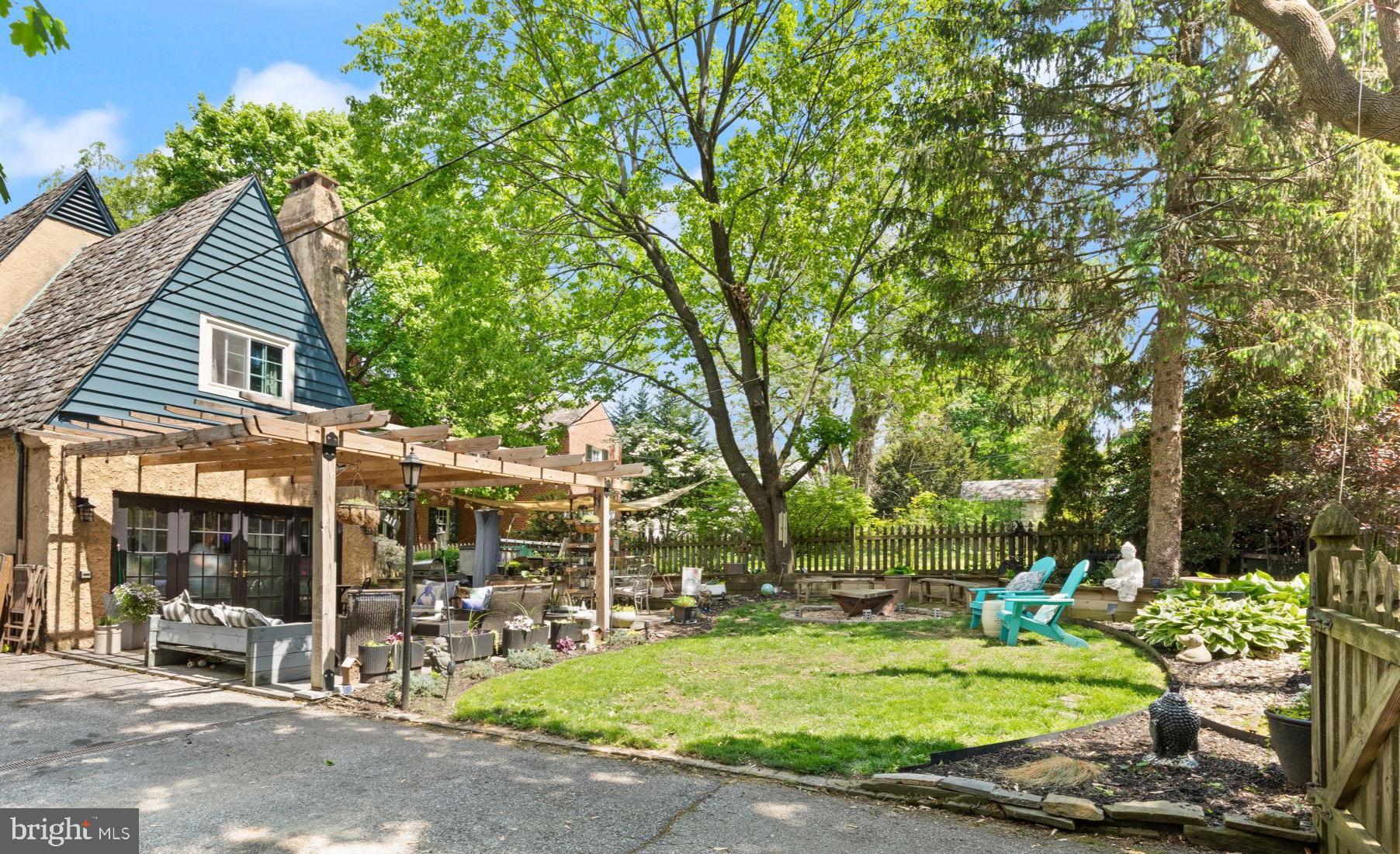 HOMELAND HISTORIC DISTRICT - Residential