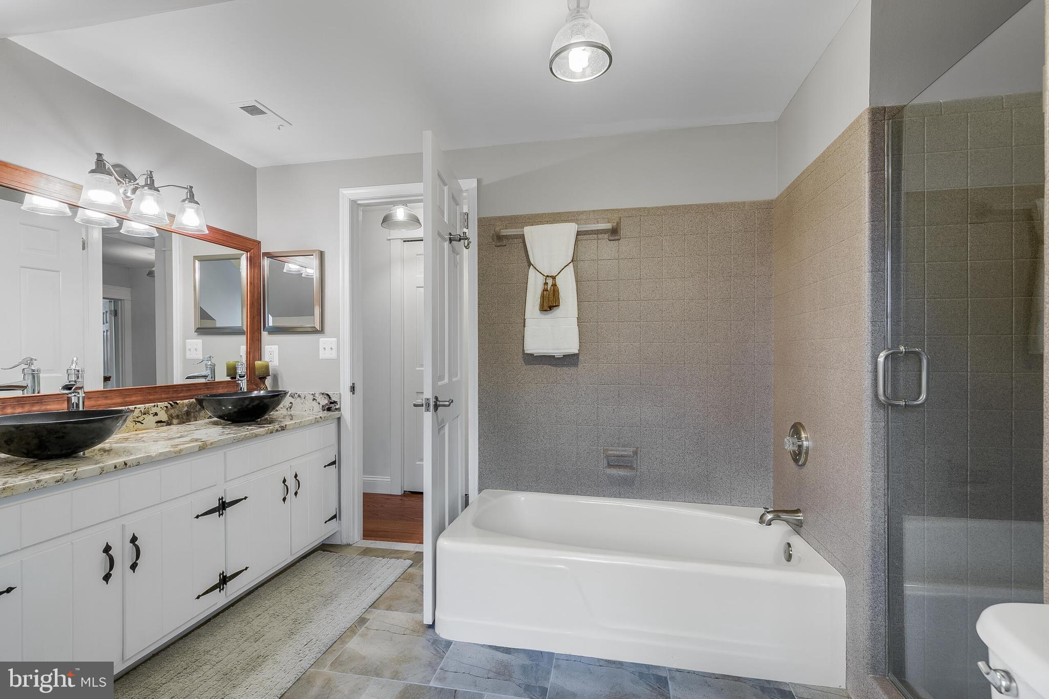 WILGUSON HILLS - Residential