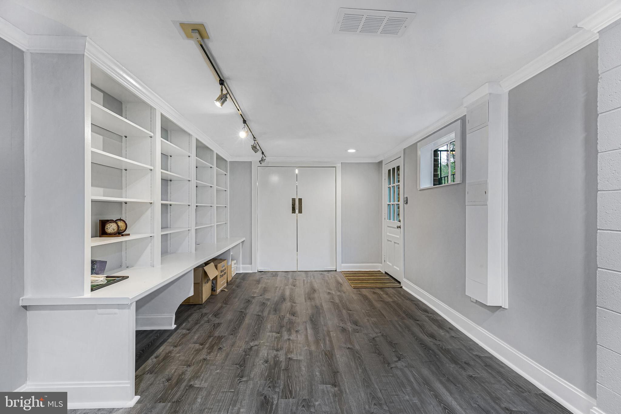 WILGUSON HILLS - Residential