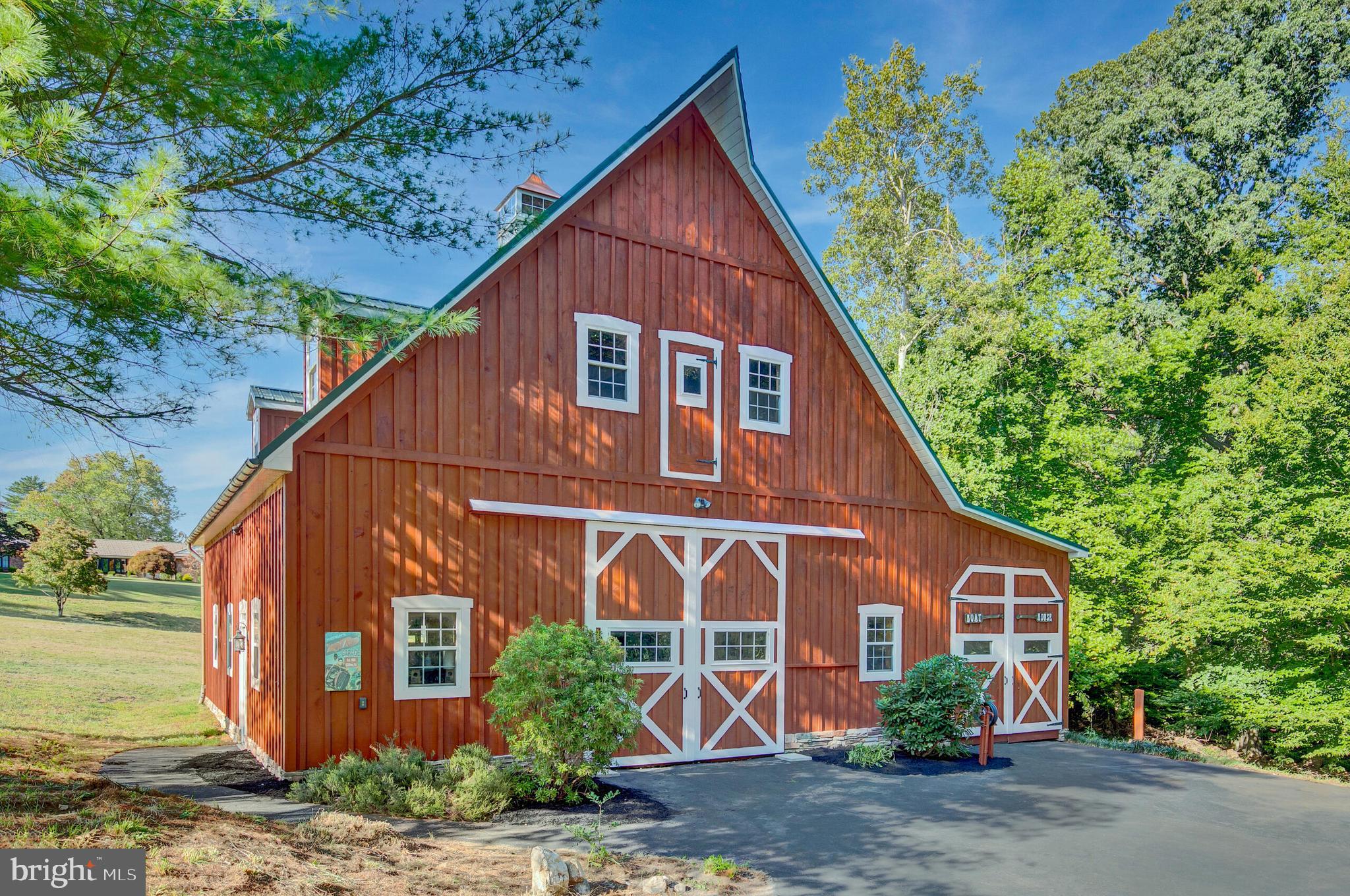 WILGUSON HILLS - Residential