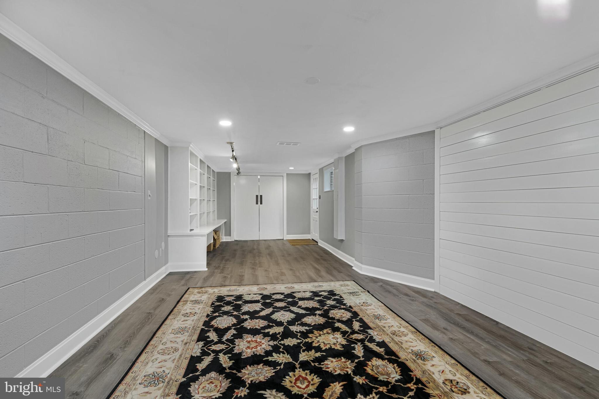 WILGUSON HILLS - Residential