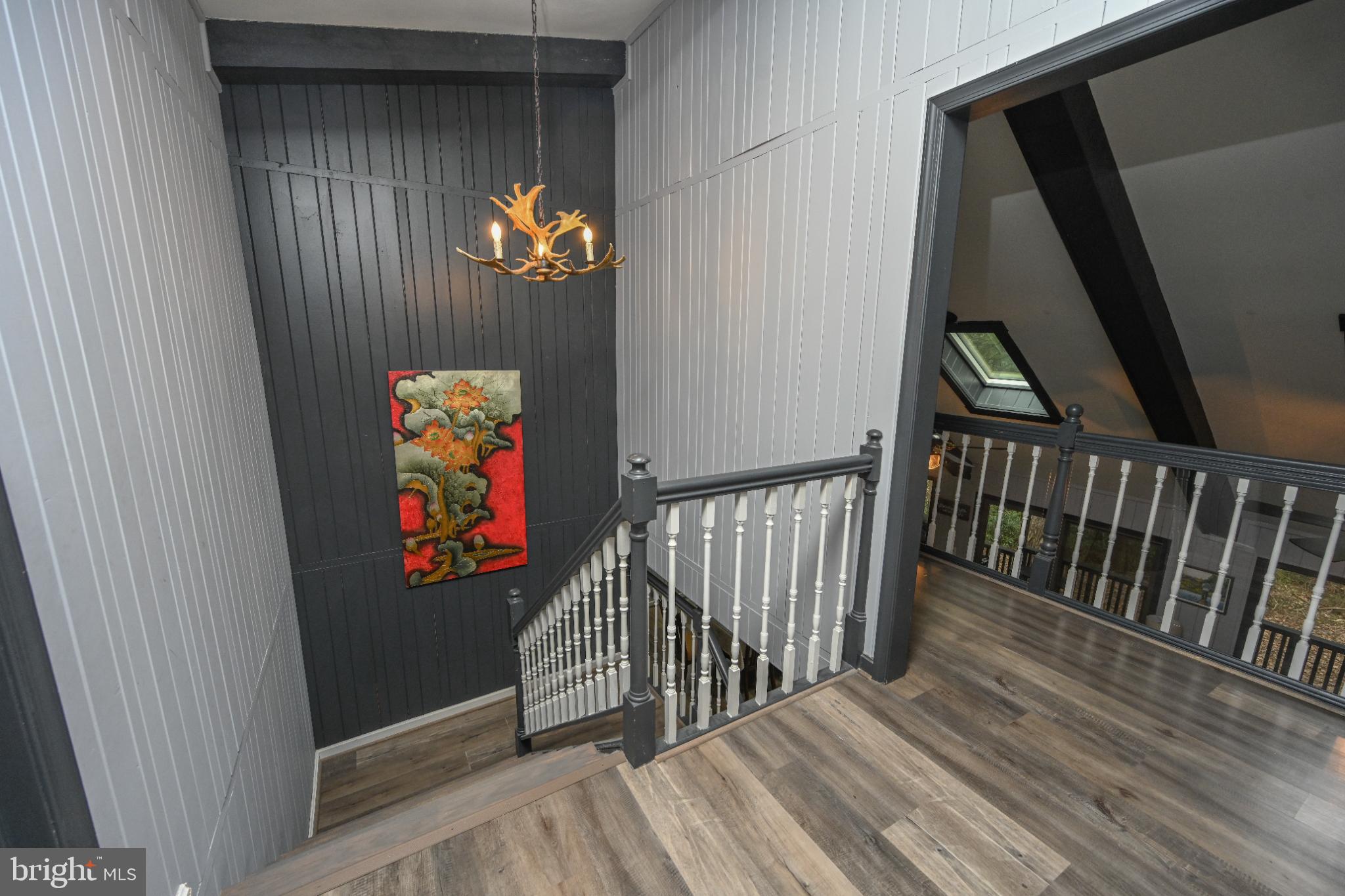 LAKE SHORE DRIVE - Residential