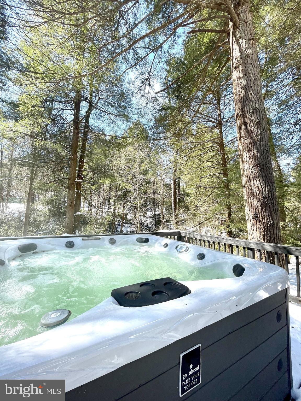 LAKE SHORE DRIVE - Residential