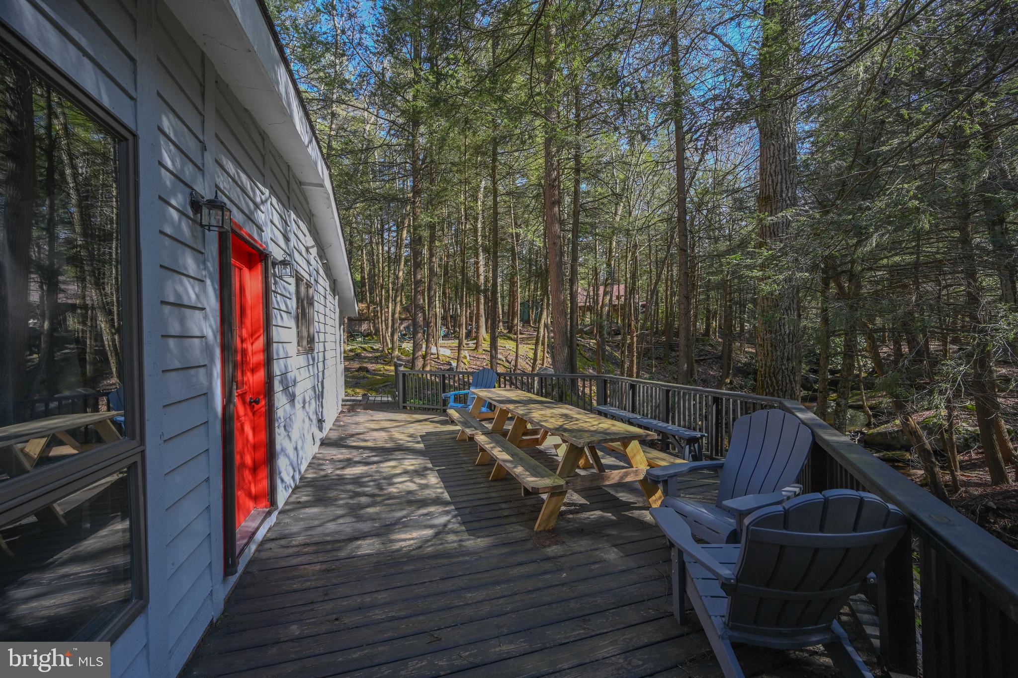 LAKE SHORE DRIVE - Residential