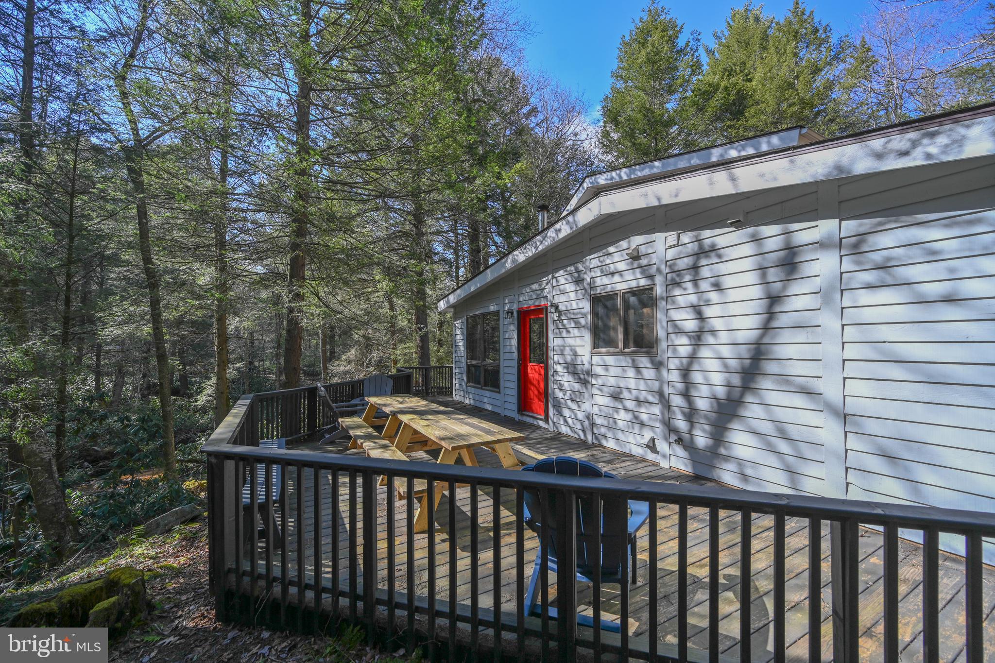 LAKE SHORE DRIVE - Residential