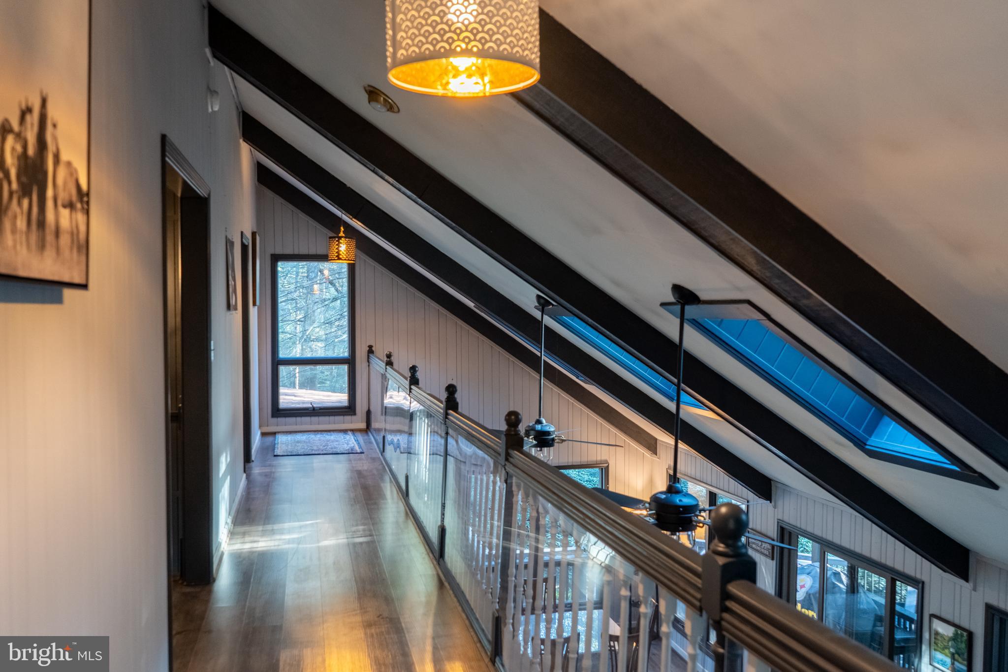LAKE SHORE DRIVE - Residential