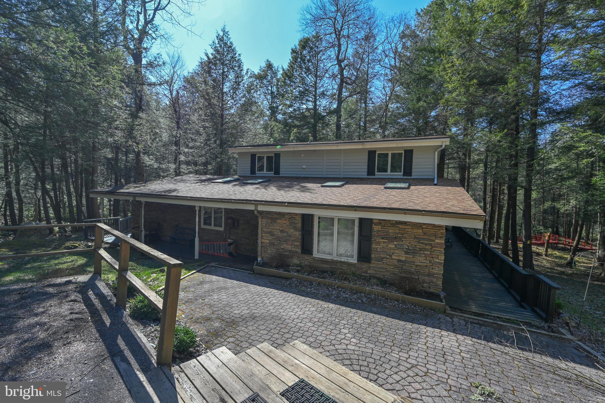 LAKE SHORE DRIVE - Residential