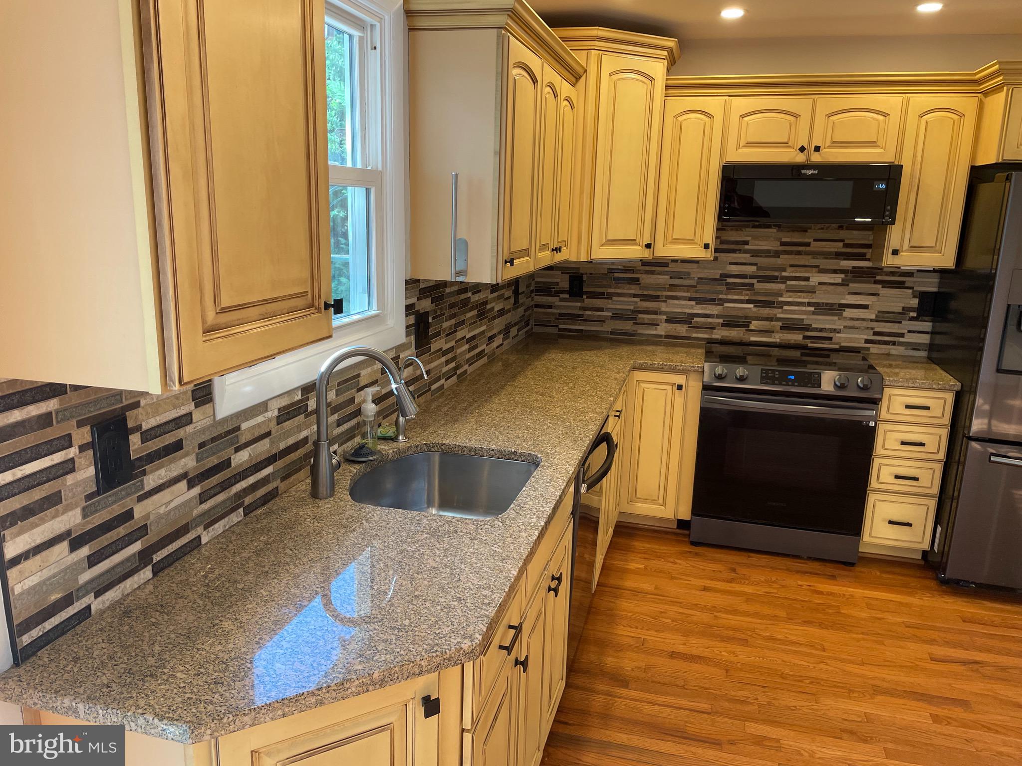 CAPE ST CLAIRE - Residential