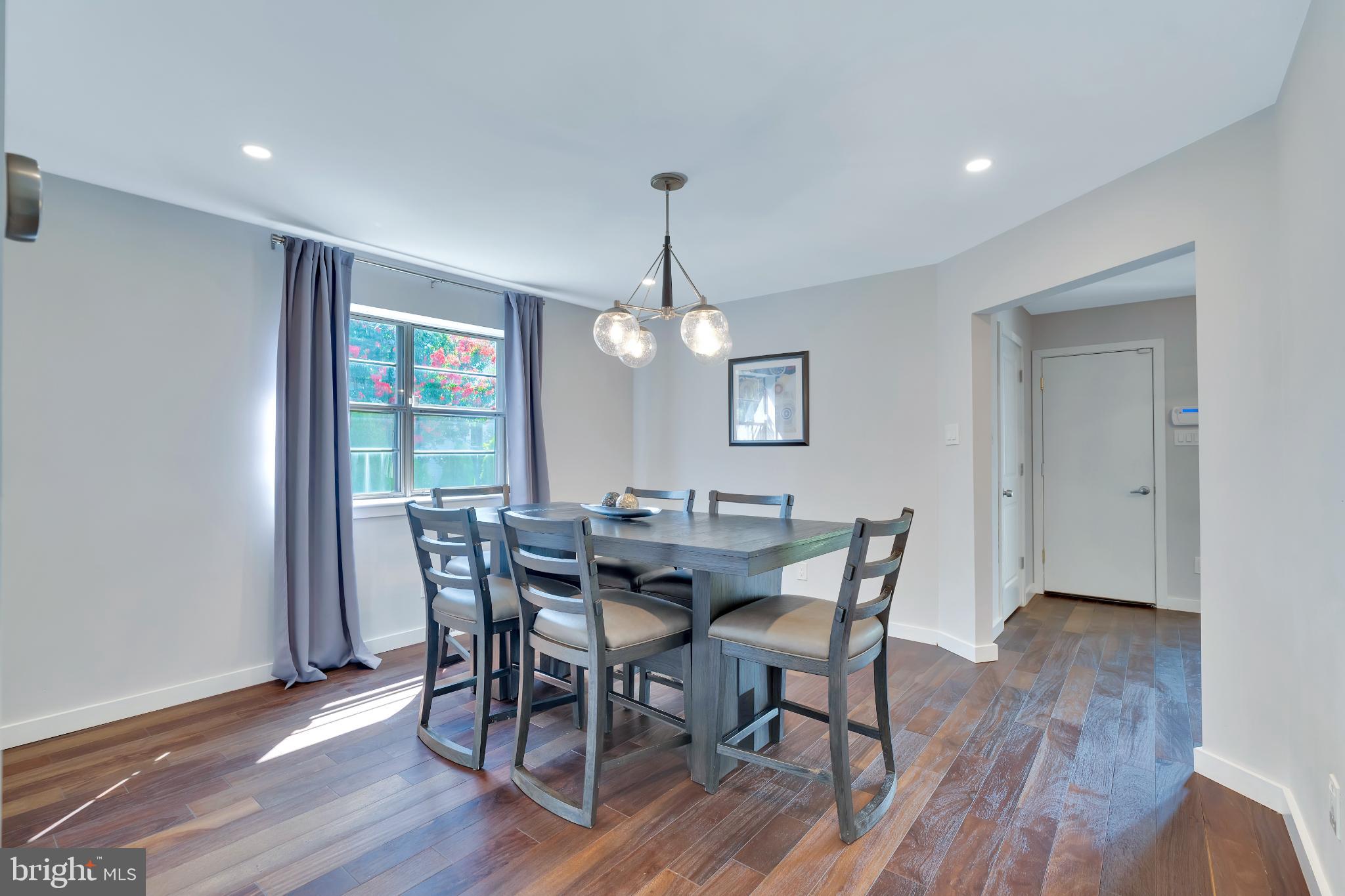 WYNNEWOOD - Residential