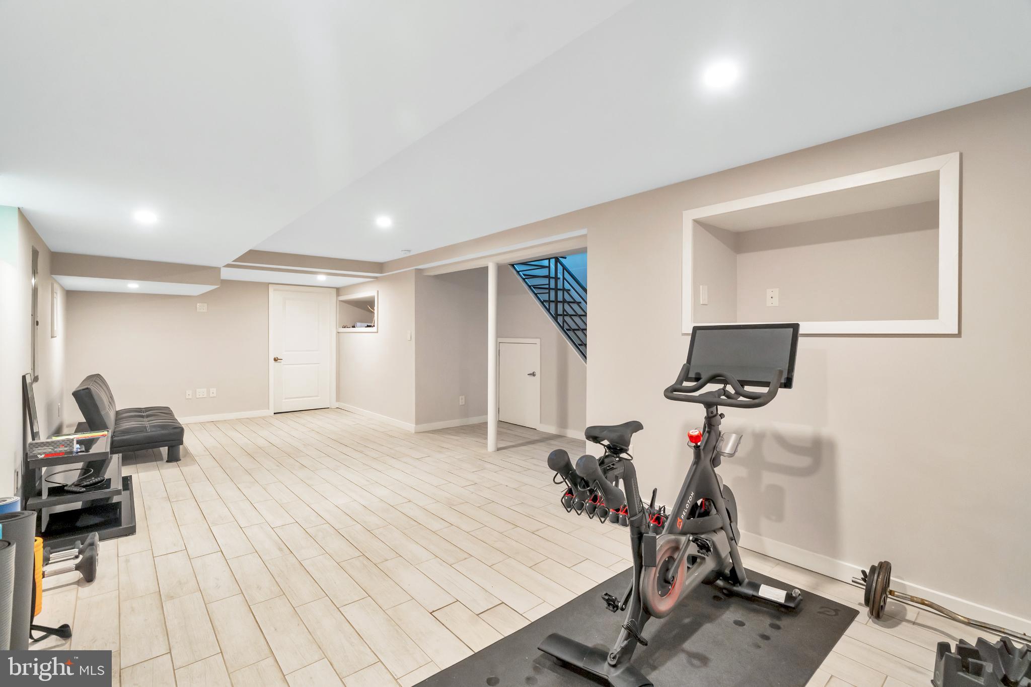 WYNNEWOOD - Residential