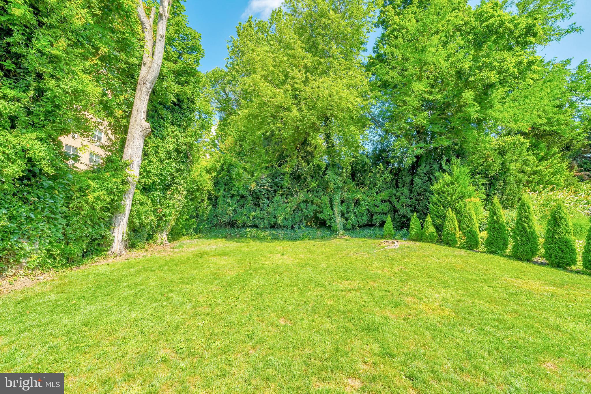 WYNNEWOOD - Residential