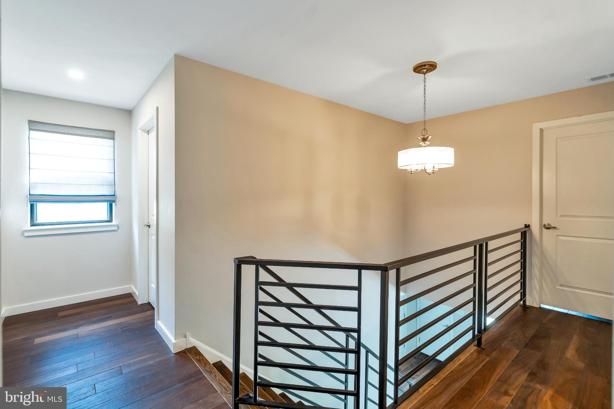 WYNNEWOOD - Residential