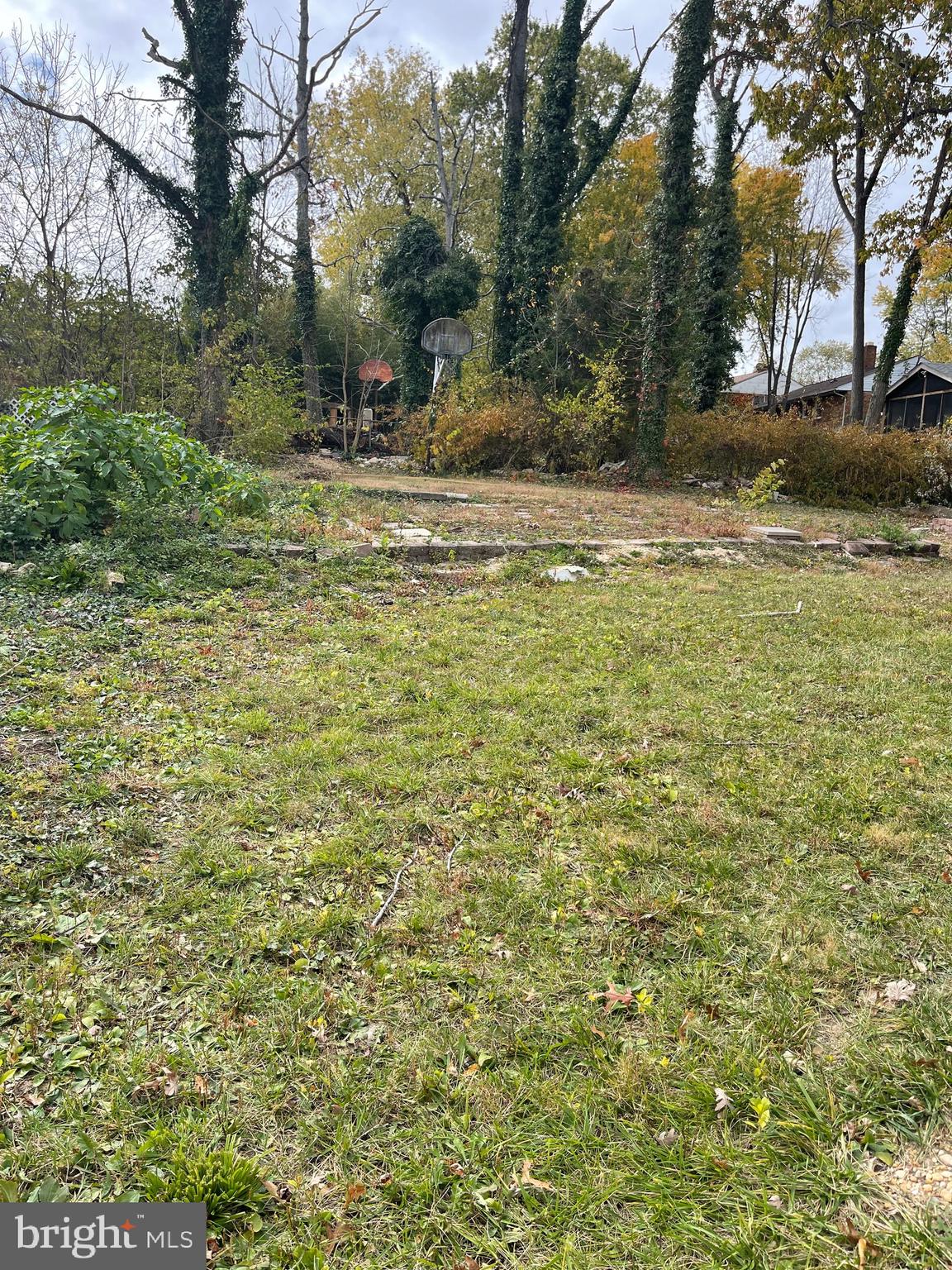 CALVERTON - Residential Lease