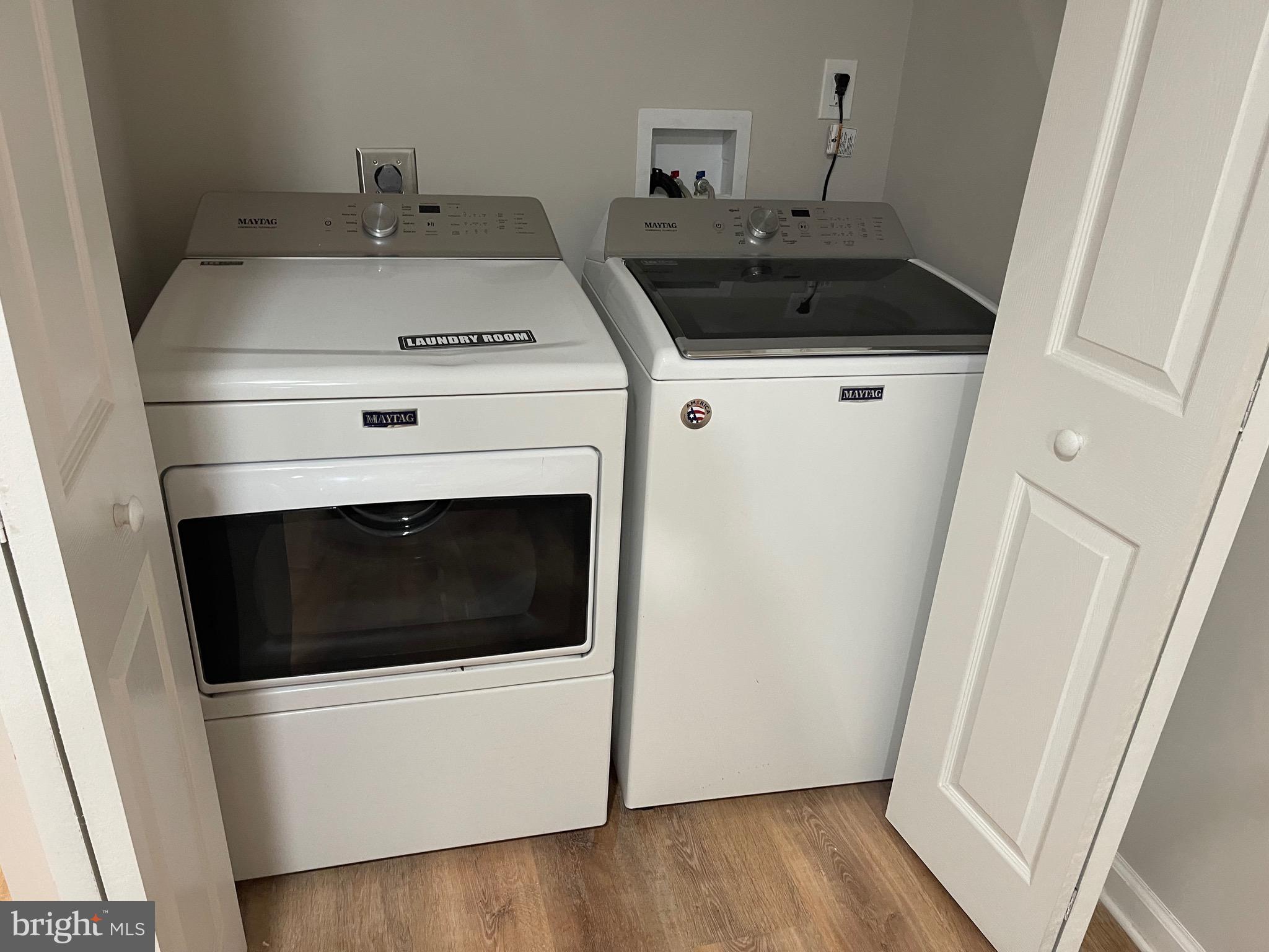 CALVERTON - Residential Lease