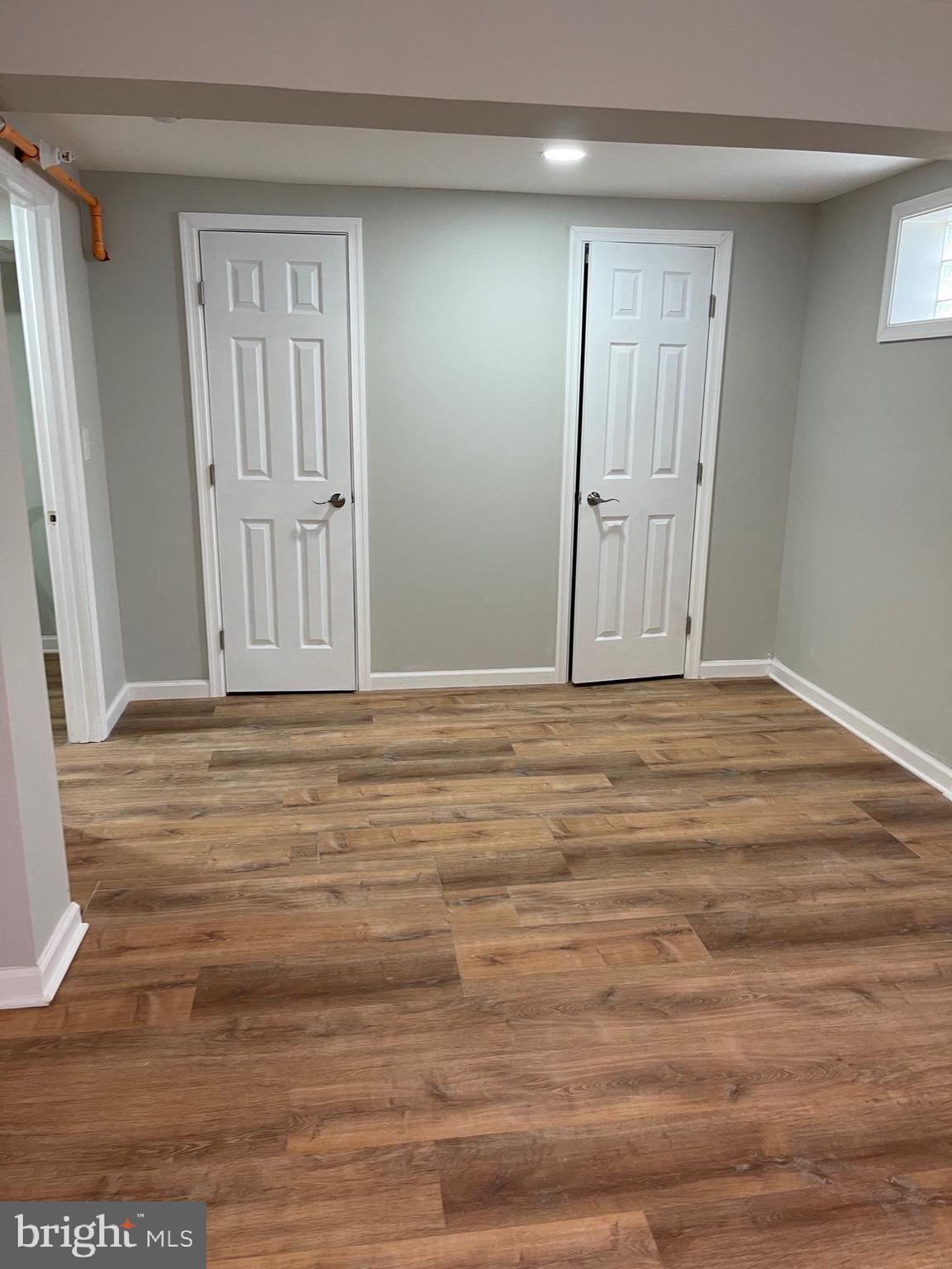 CALVERTON - Residential Lease