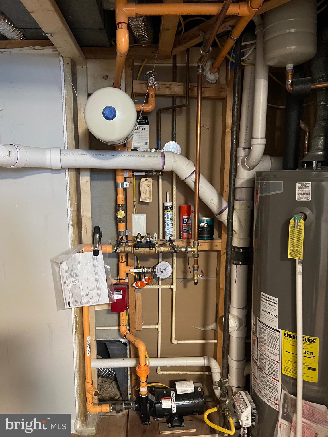 CALVERTON - Residential Lease