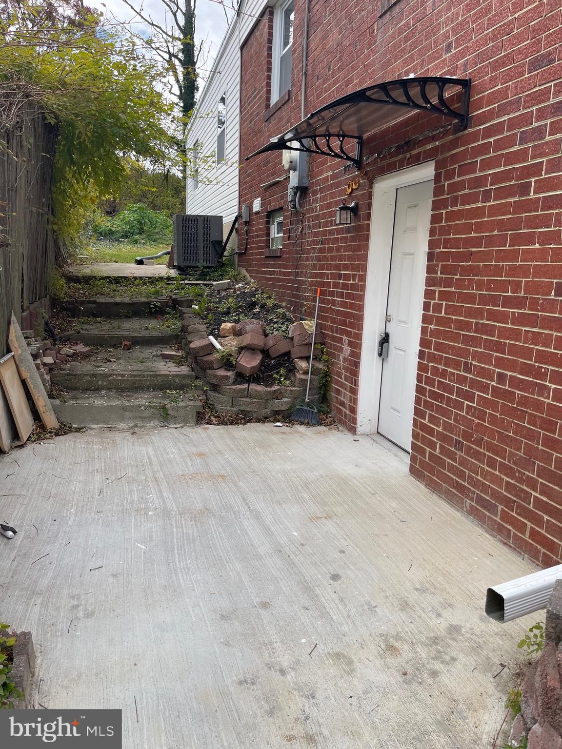 CALVERTON - Residential Lease