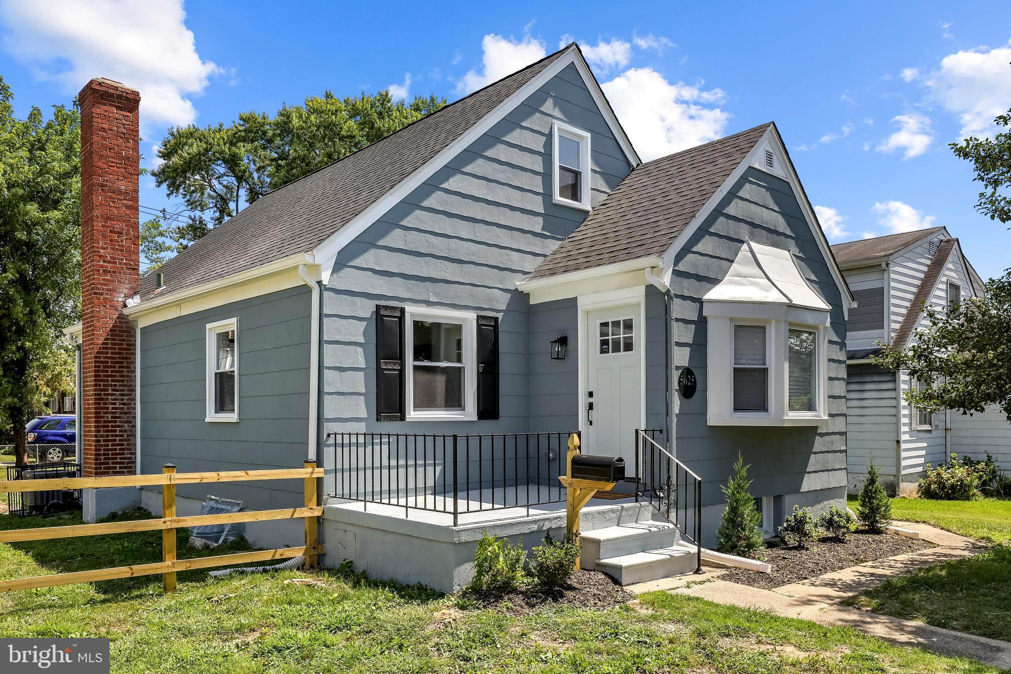 CHRISTOPHER - Residential