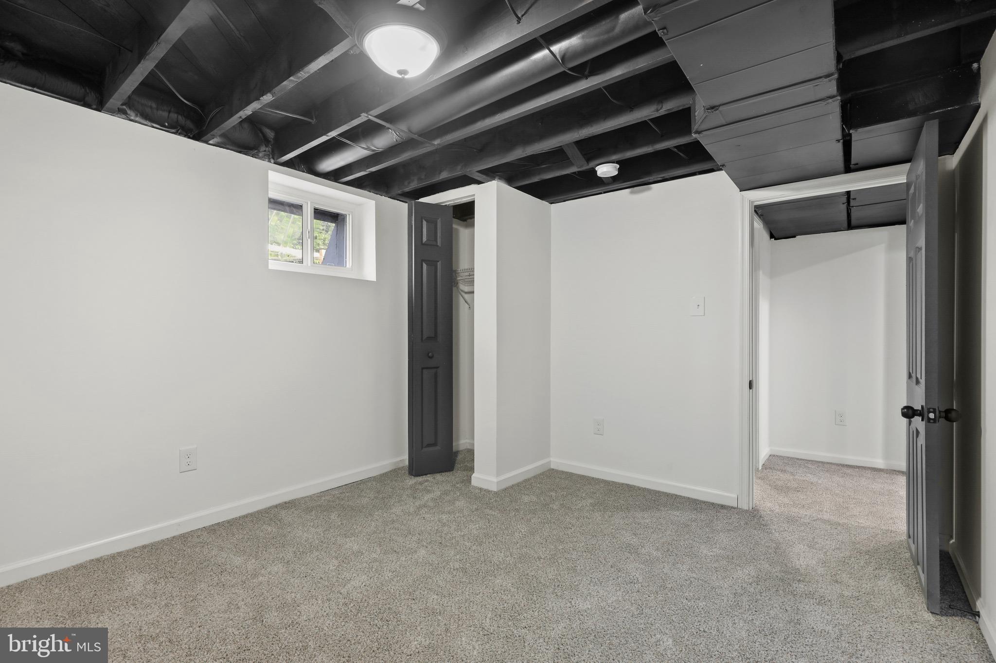 CHRISTOPHER - Residential