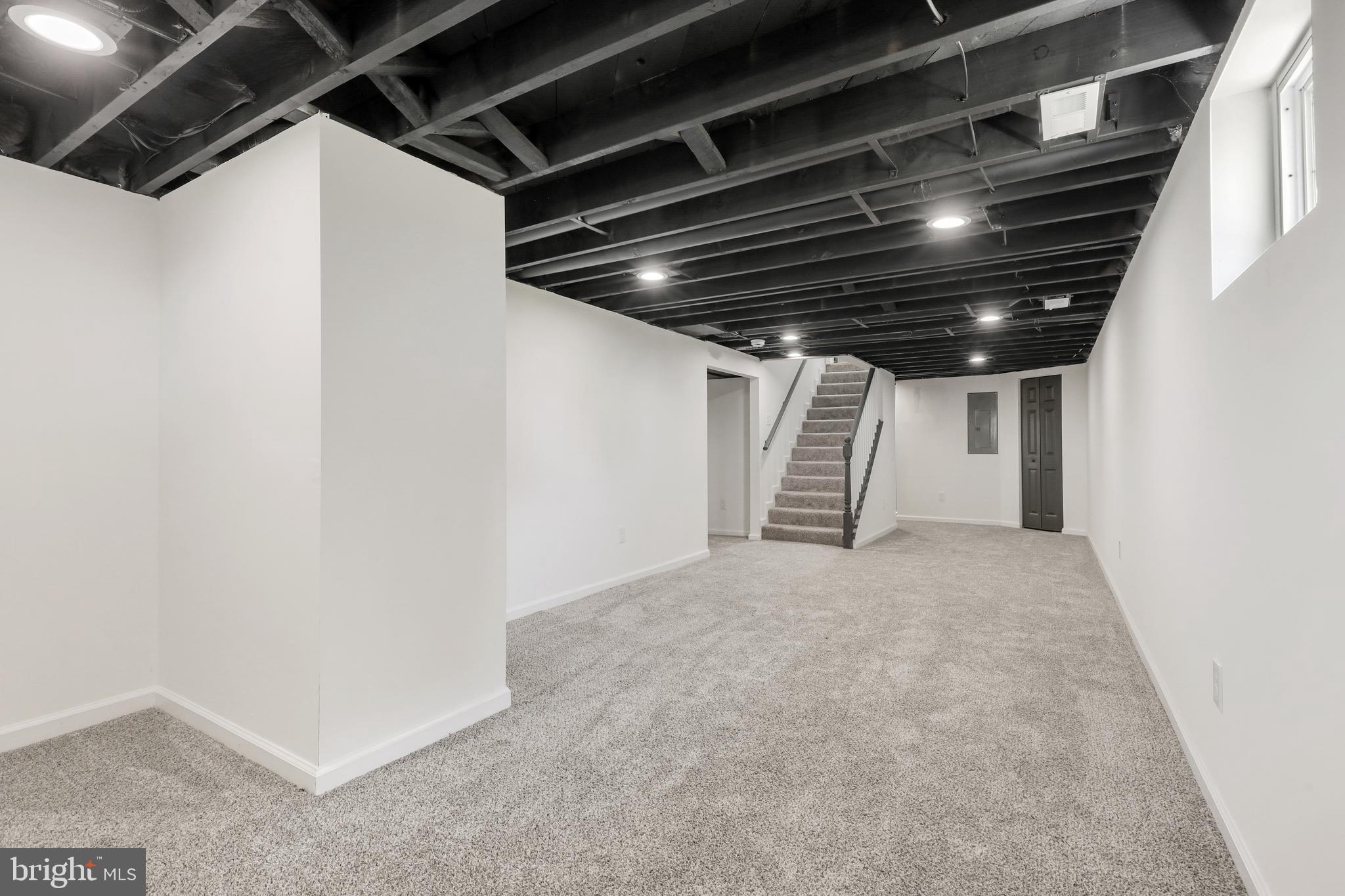 CHRISTOPHER - Residential