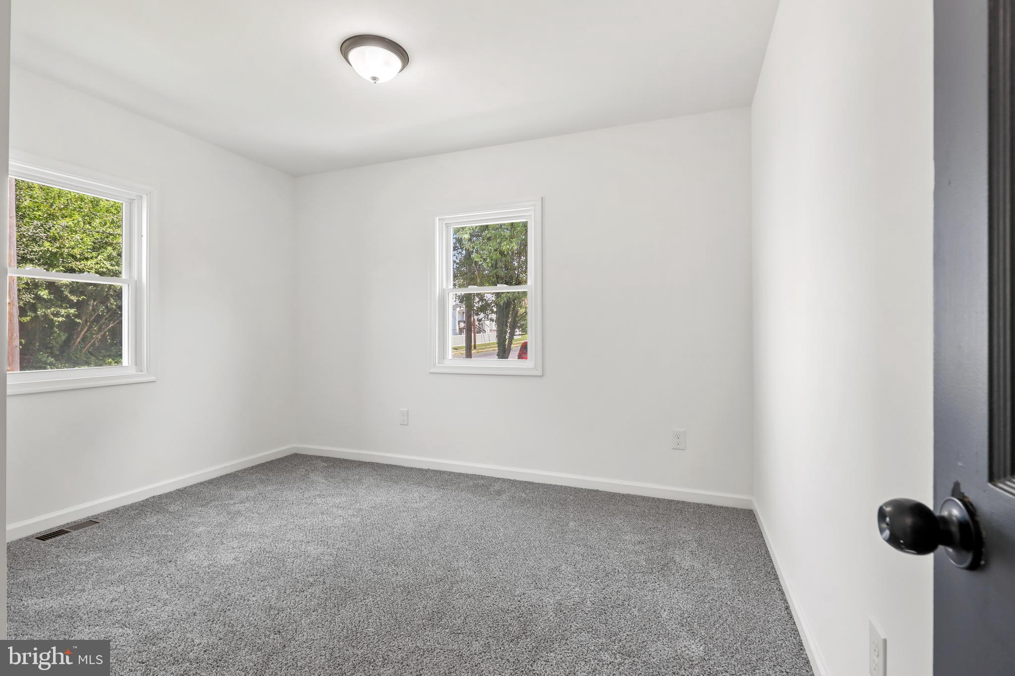 CHRISTOPHER - Residential