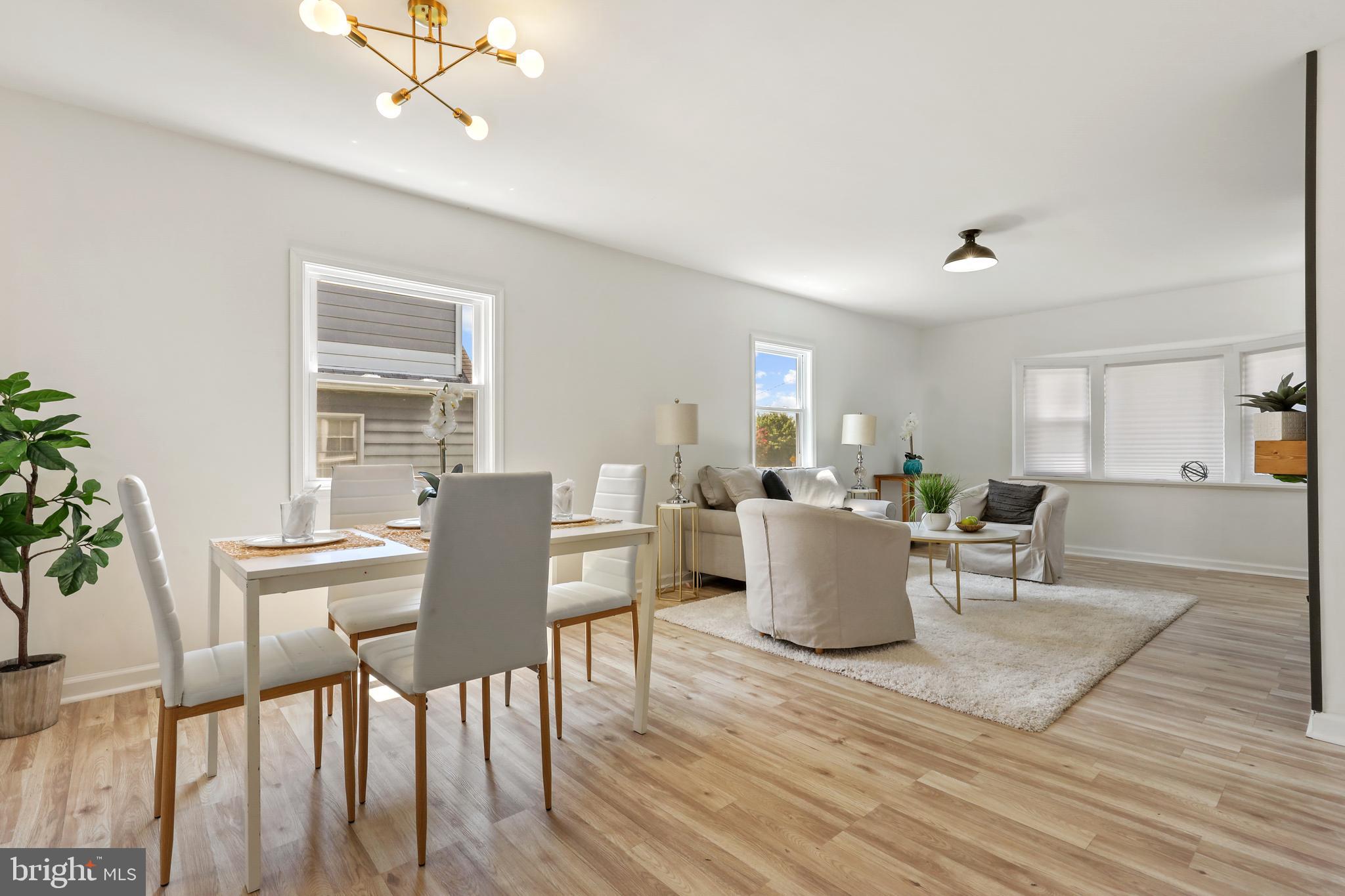 CHRISTOPHER - Residential