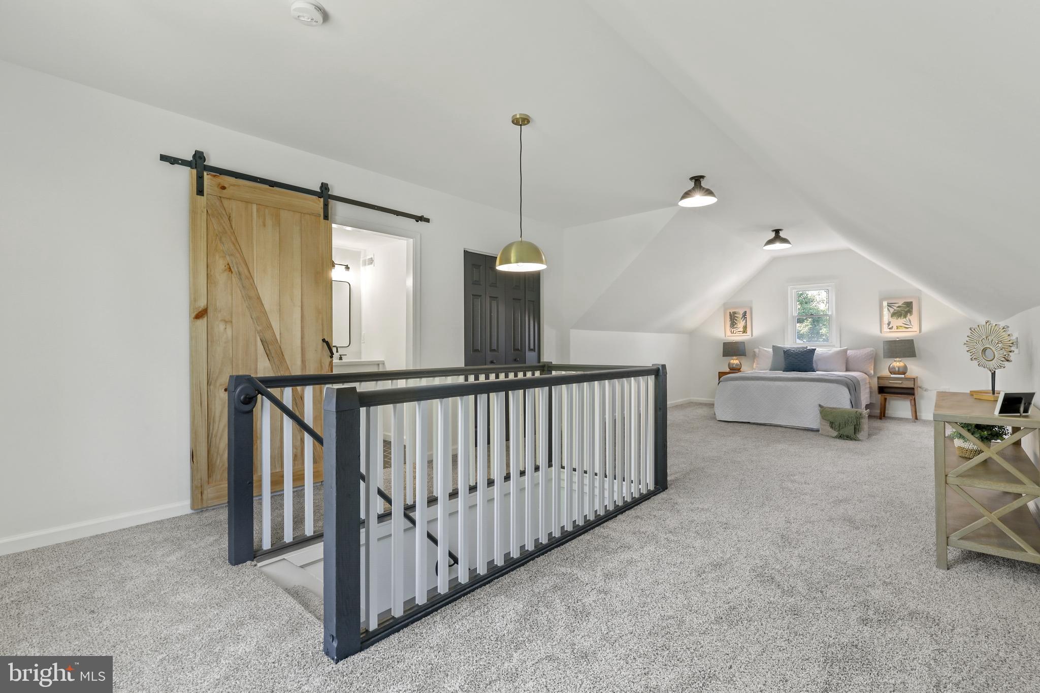 CHRISTOPHER - Residential