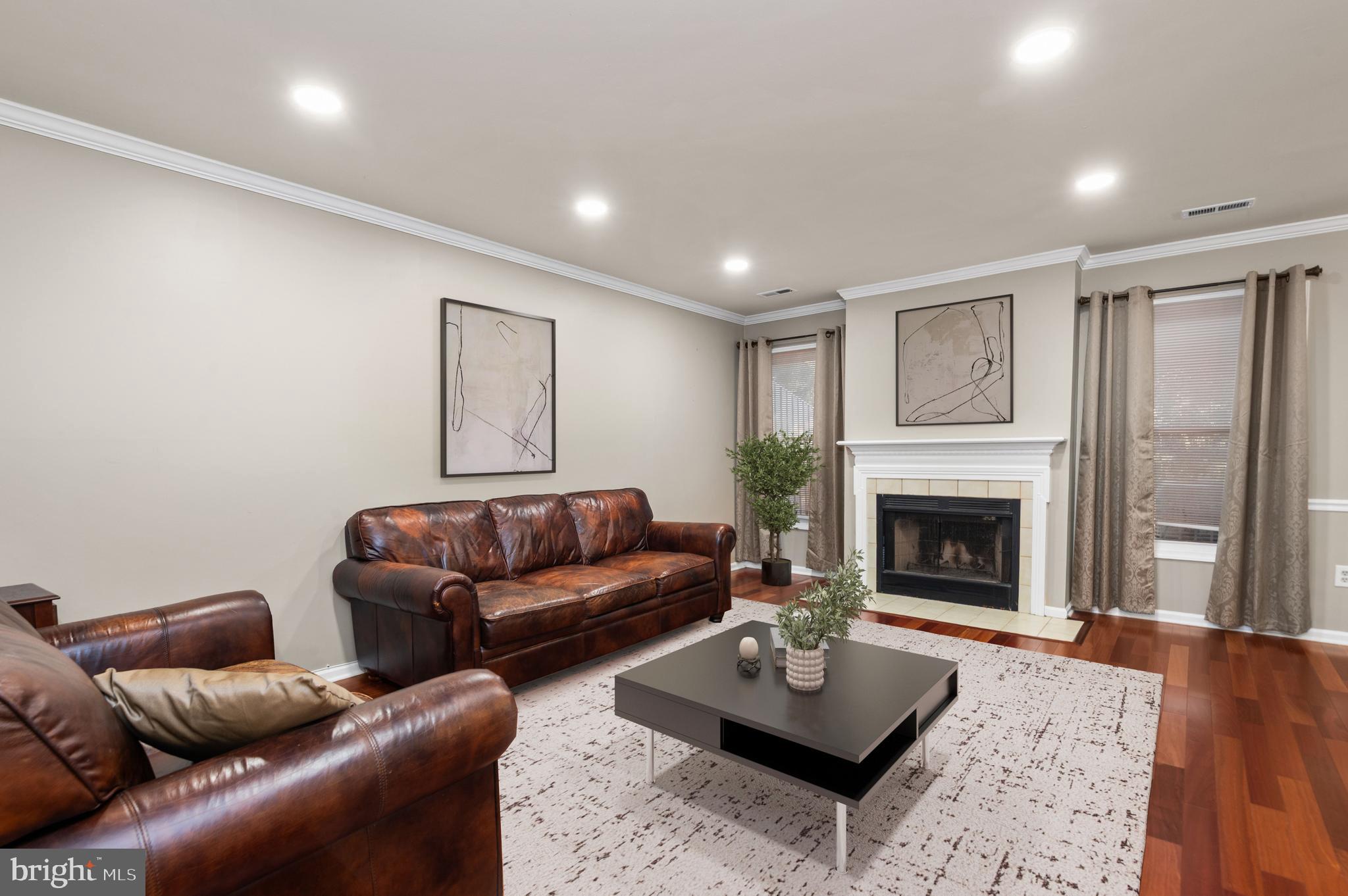 6 KANON COURT