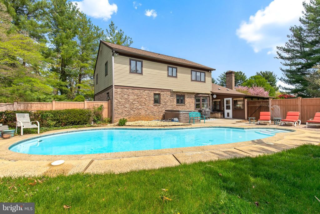 Photo of 575 Millcross Road, LANCASTER, PA 17601 (MLS # PALA2070110)