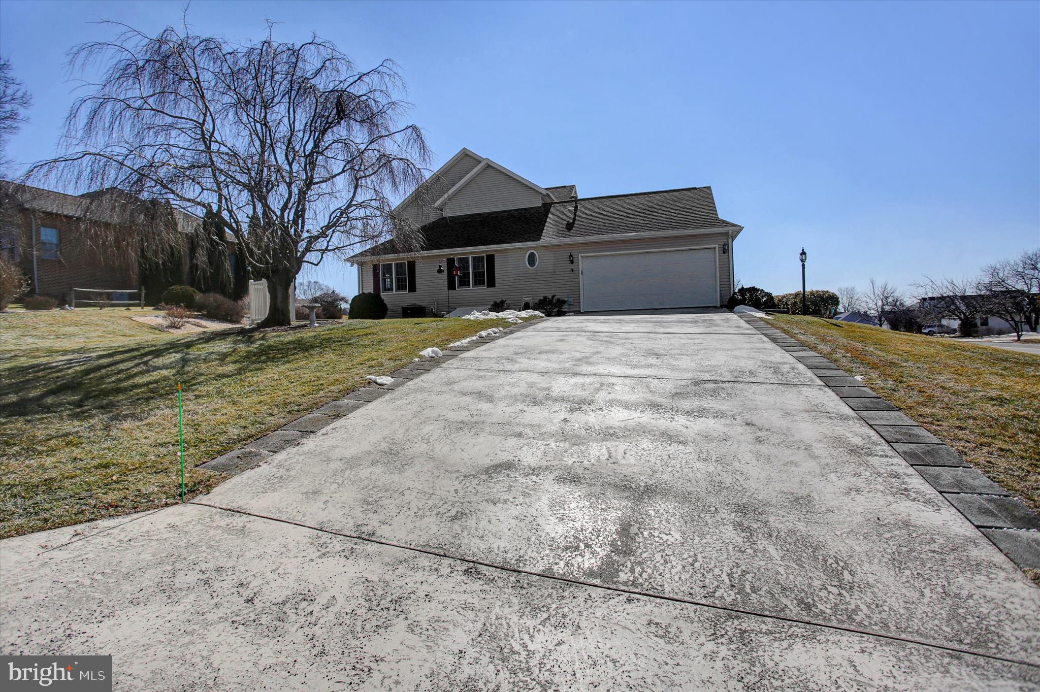 7107 FAIRWAY DRIVE S