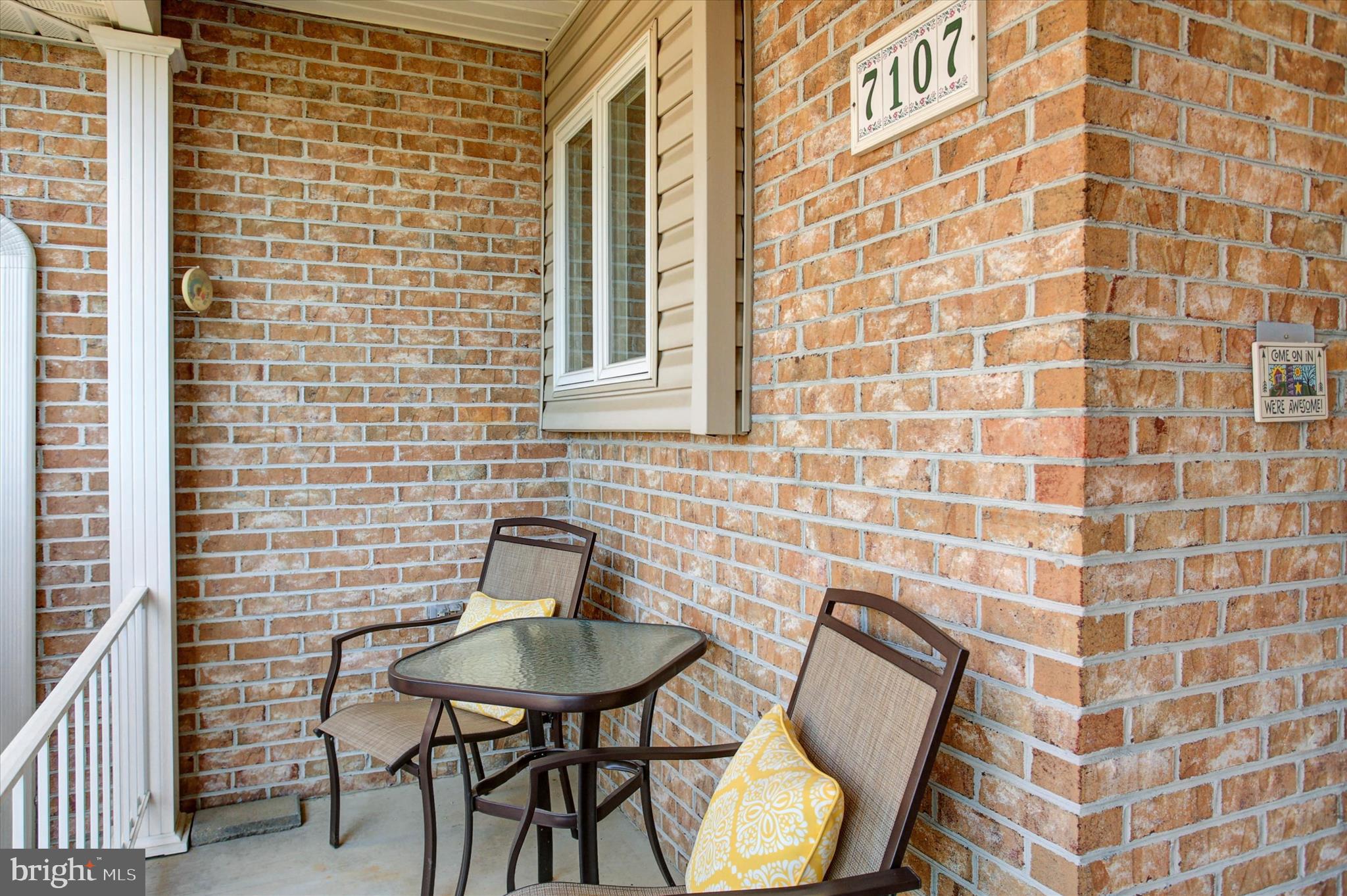 7107 FAIRWAY DRIVE S