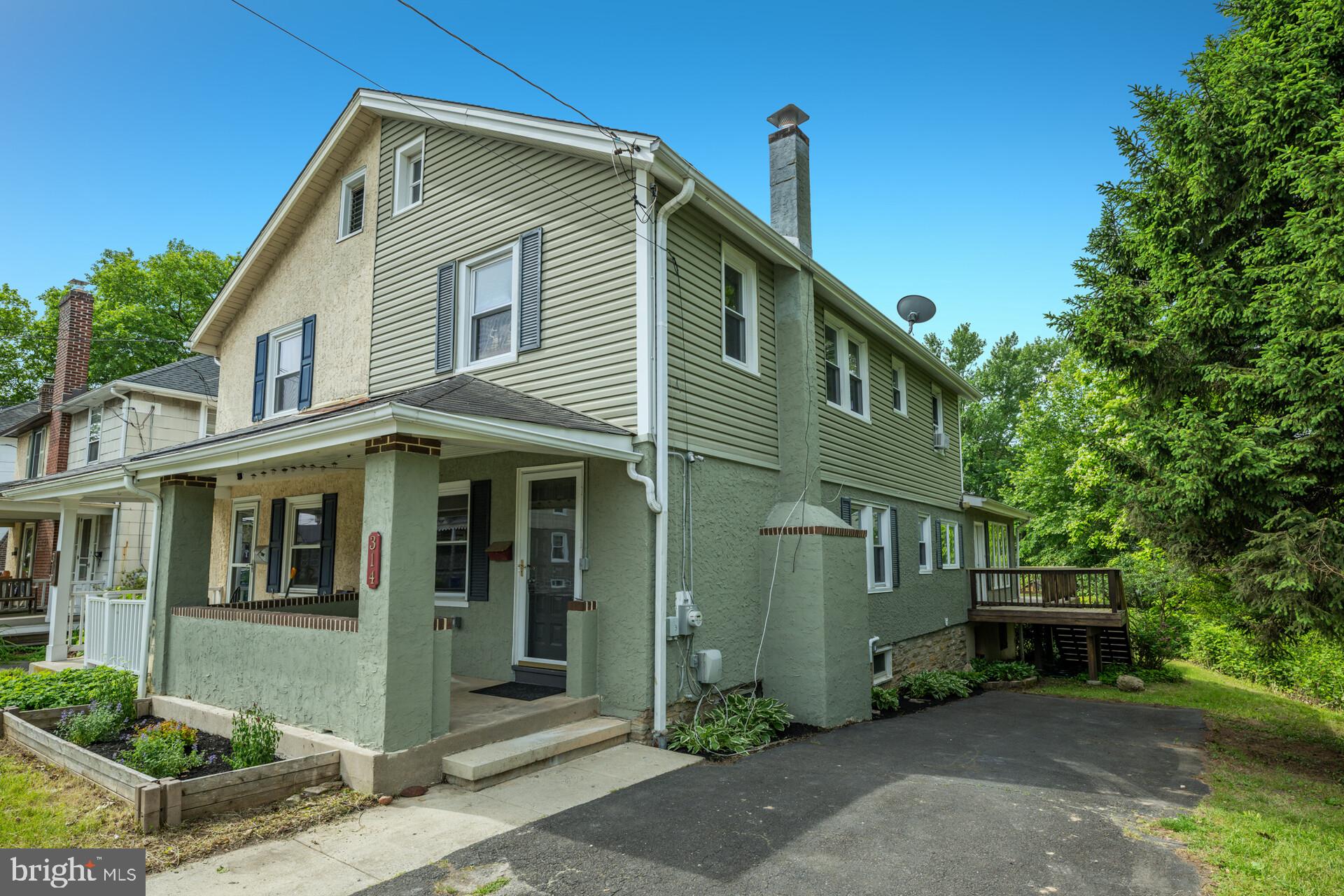 314 W GLENSIDE AVENUE