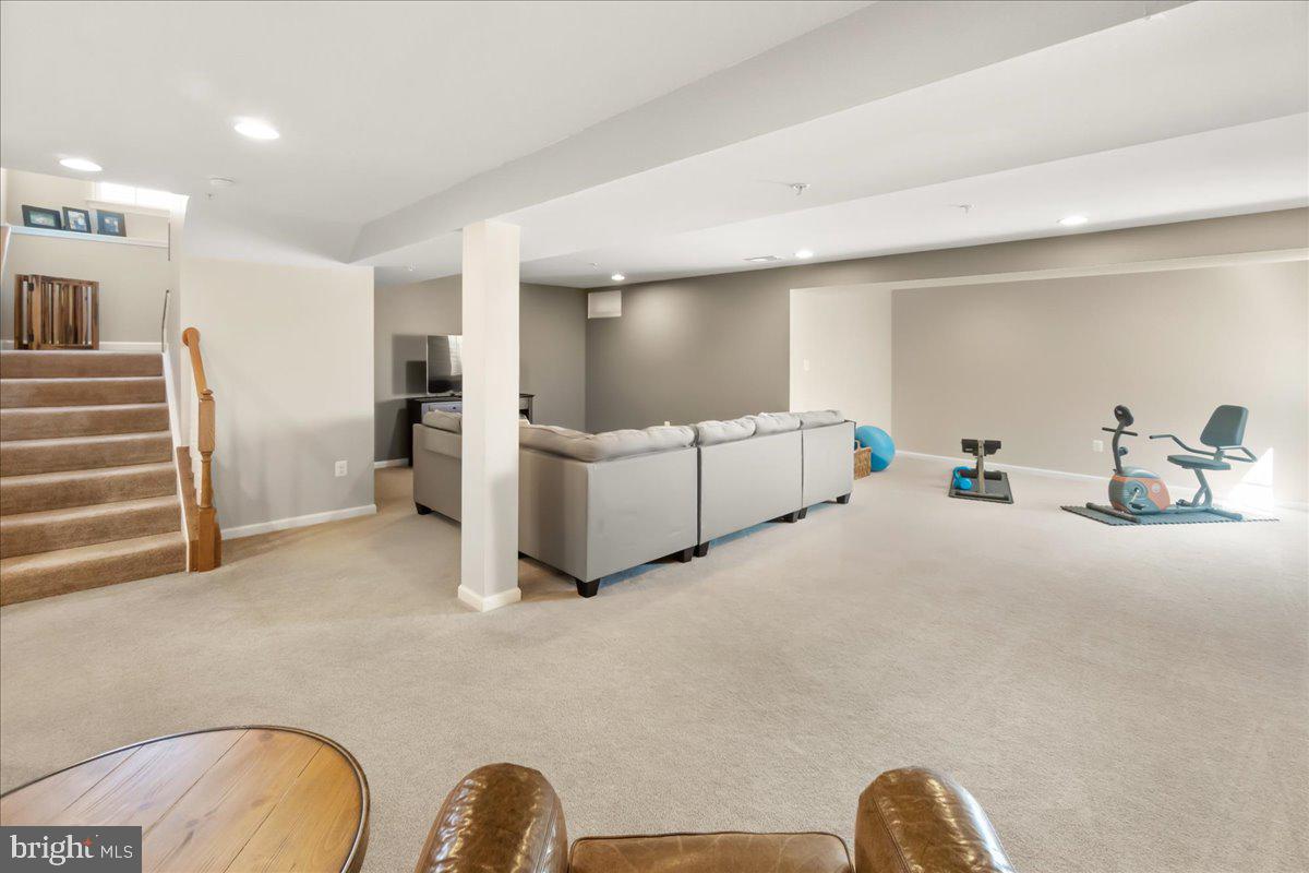 MIDDLETOWN GLEN - Residential