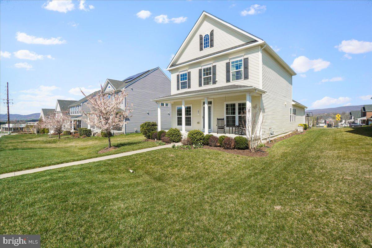 MIDDLETOWN GLEN - Residential