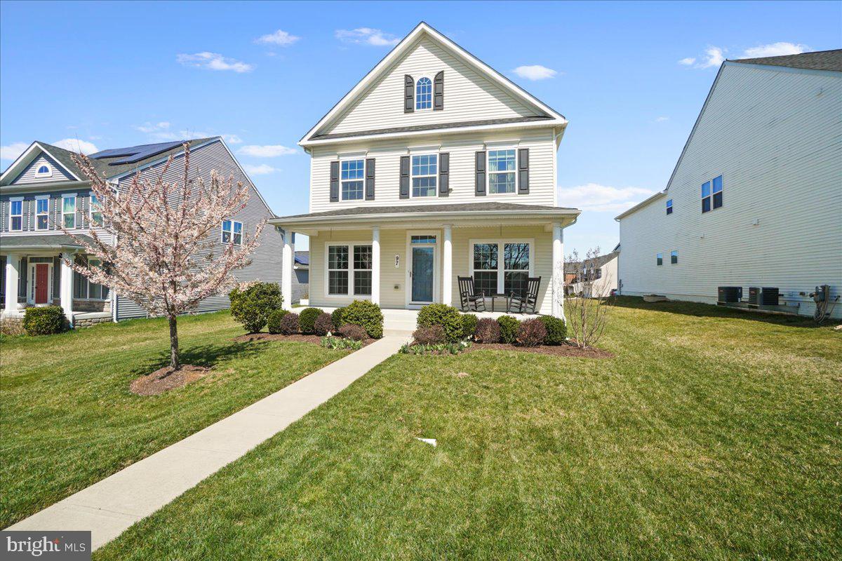 MIDDLETOWN GLEN - Residential