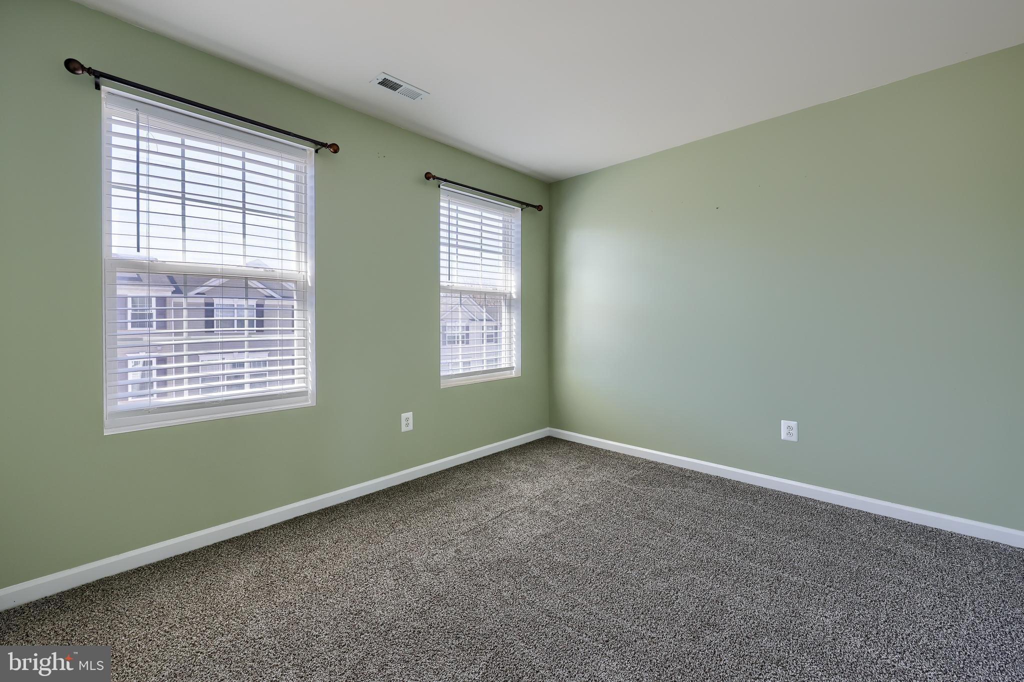 IRON BRIDGE LANDING - Residential