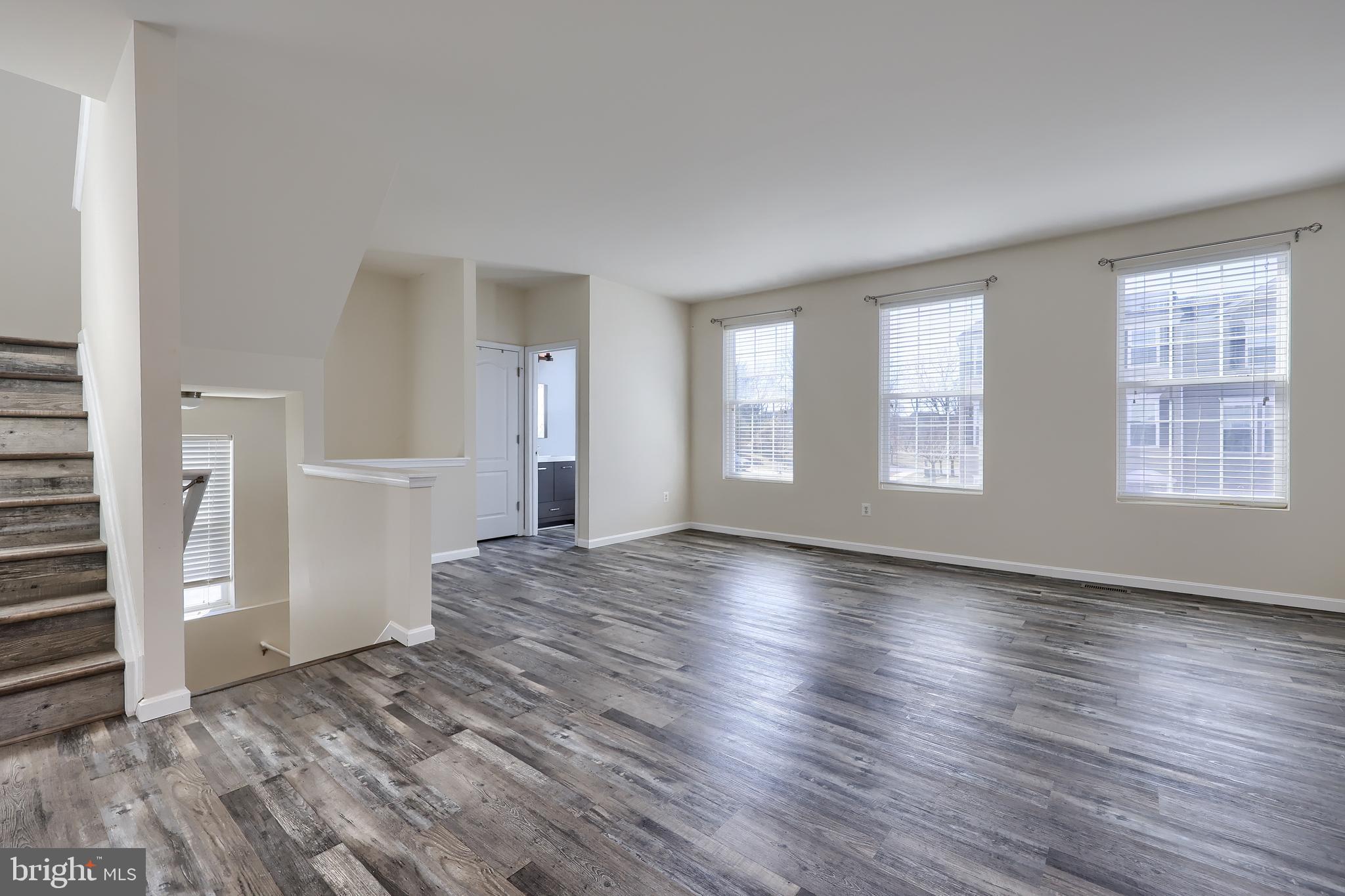 IRON BRIDGE LANDING - Residential