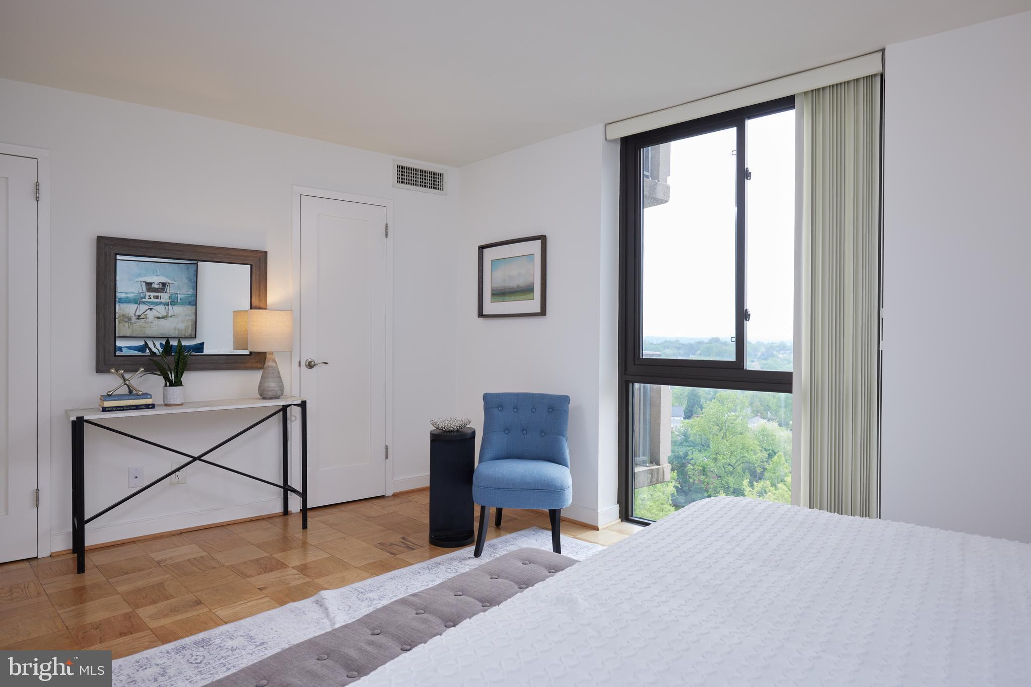 FRIENDSHIP HEIGHTS - Residential