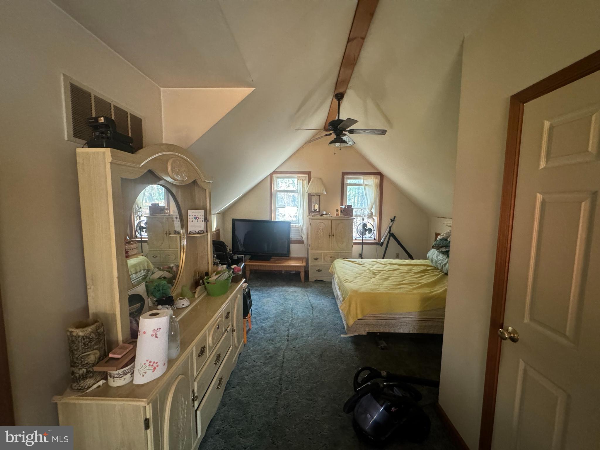 LAKE WYNONAH - Residential