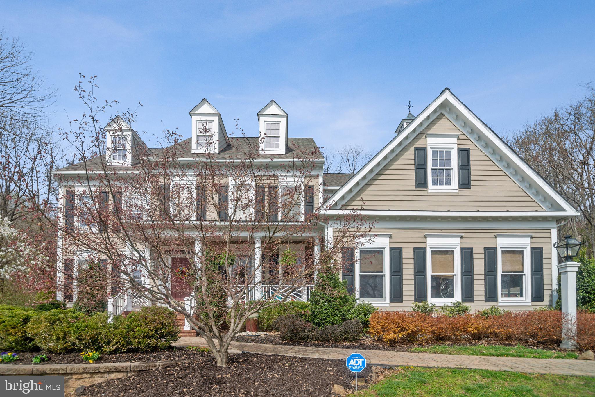 HUNTSMANS RIDGE - Residential