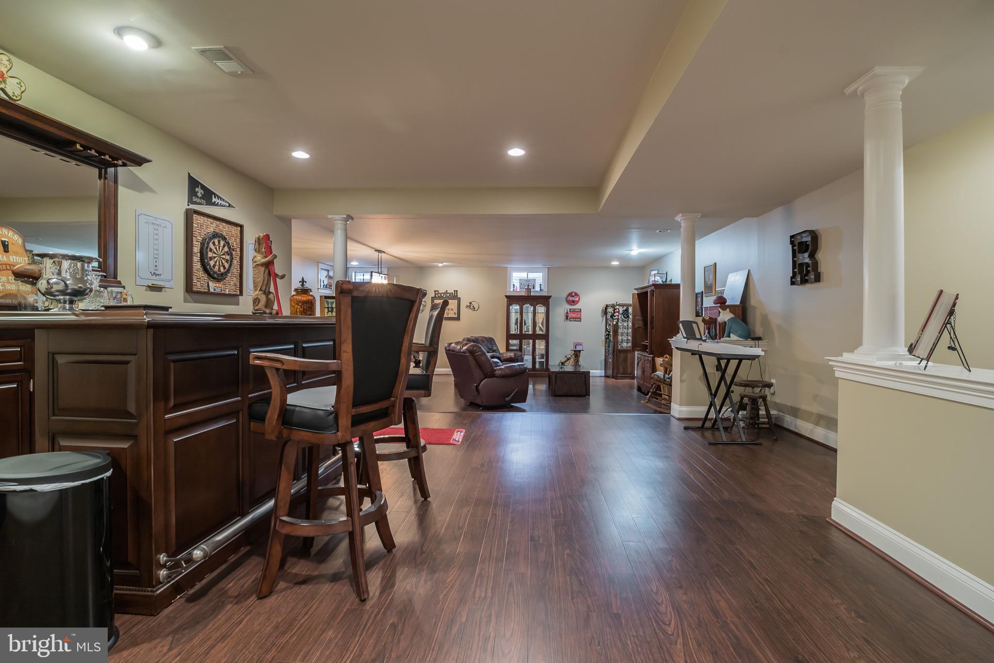 HUNTSMANS RIDGE - Residential