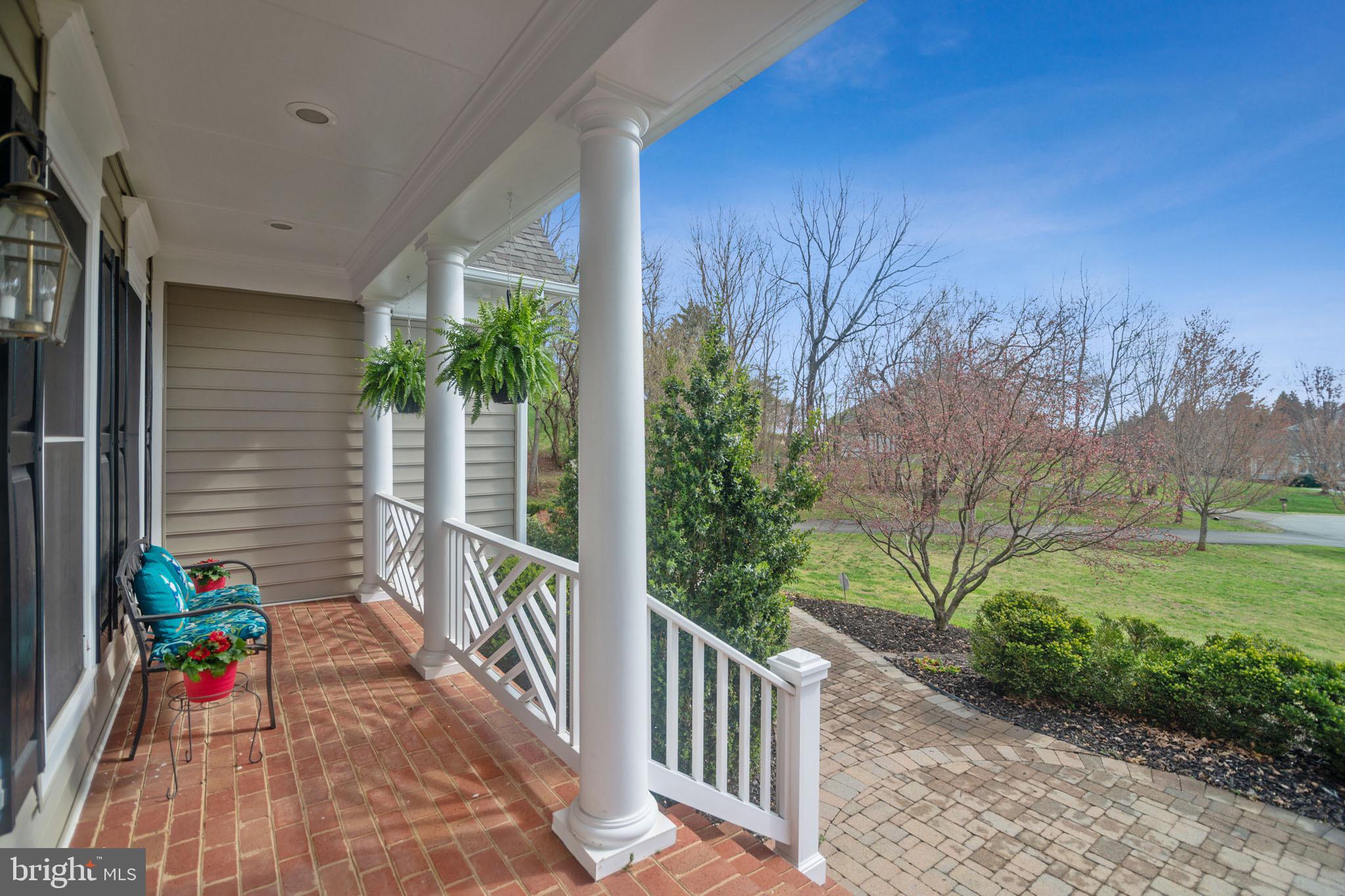 HUNTSMANS RIDGE - Residential