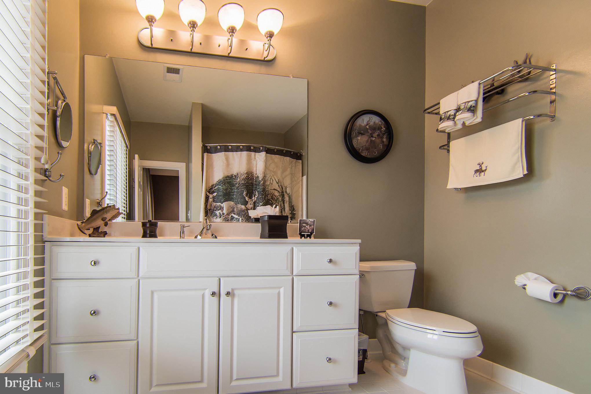 HUNTSMANS RIDGE - Residential