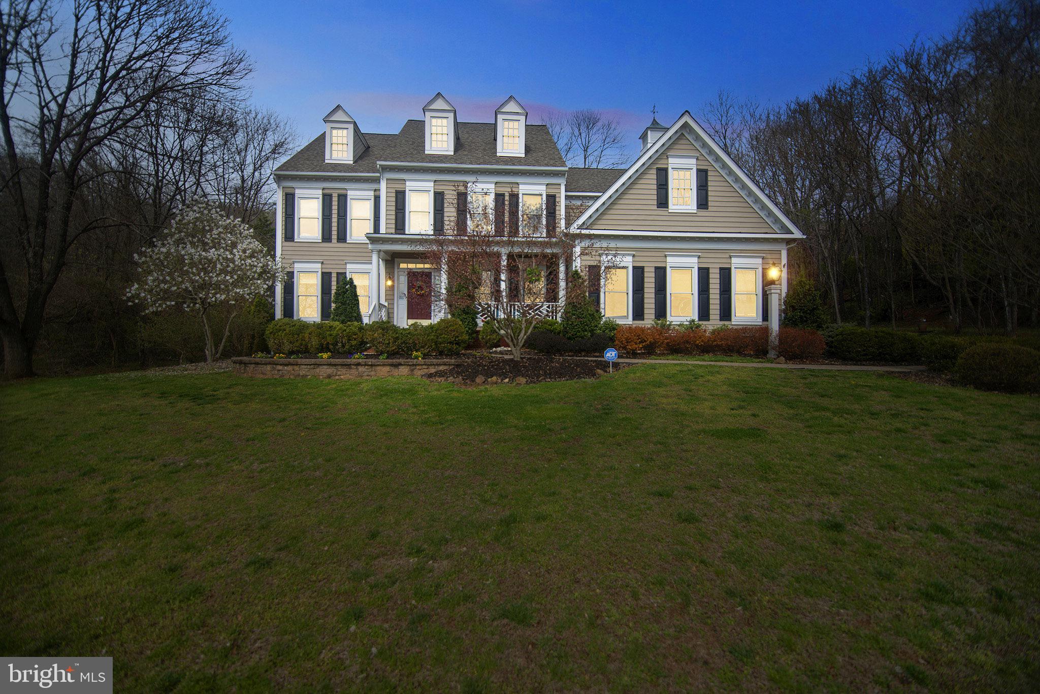 HUNTSMANS RIDGE - Residential