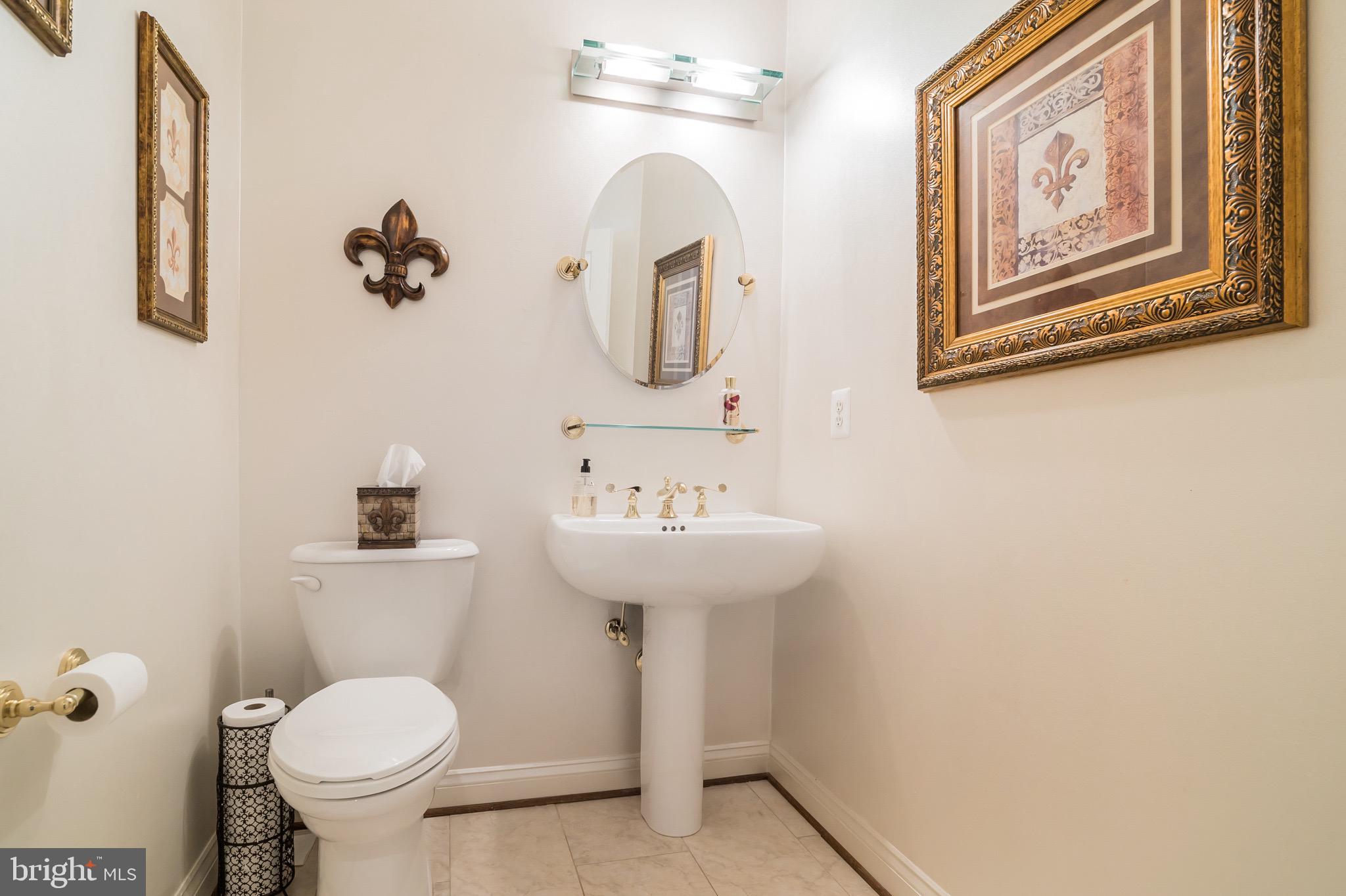 HUNTSMANS RIDGE - Residential