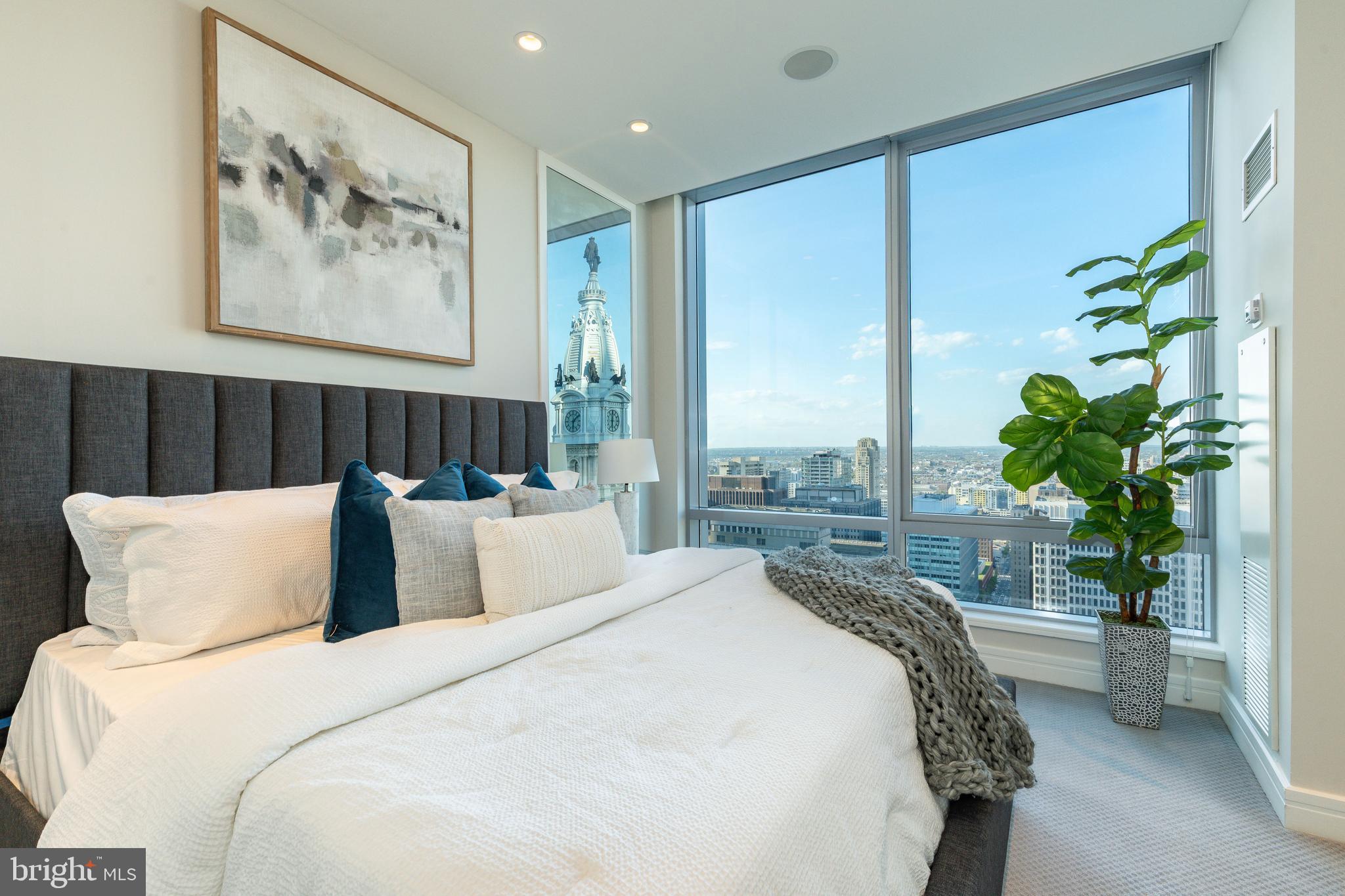 CENTER CITY - Residential