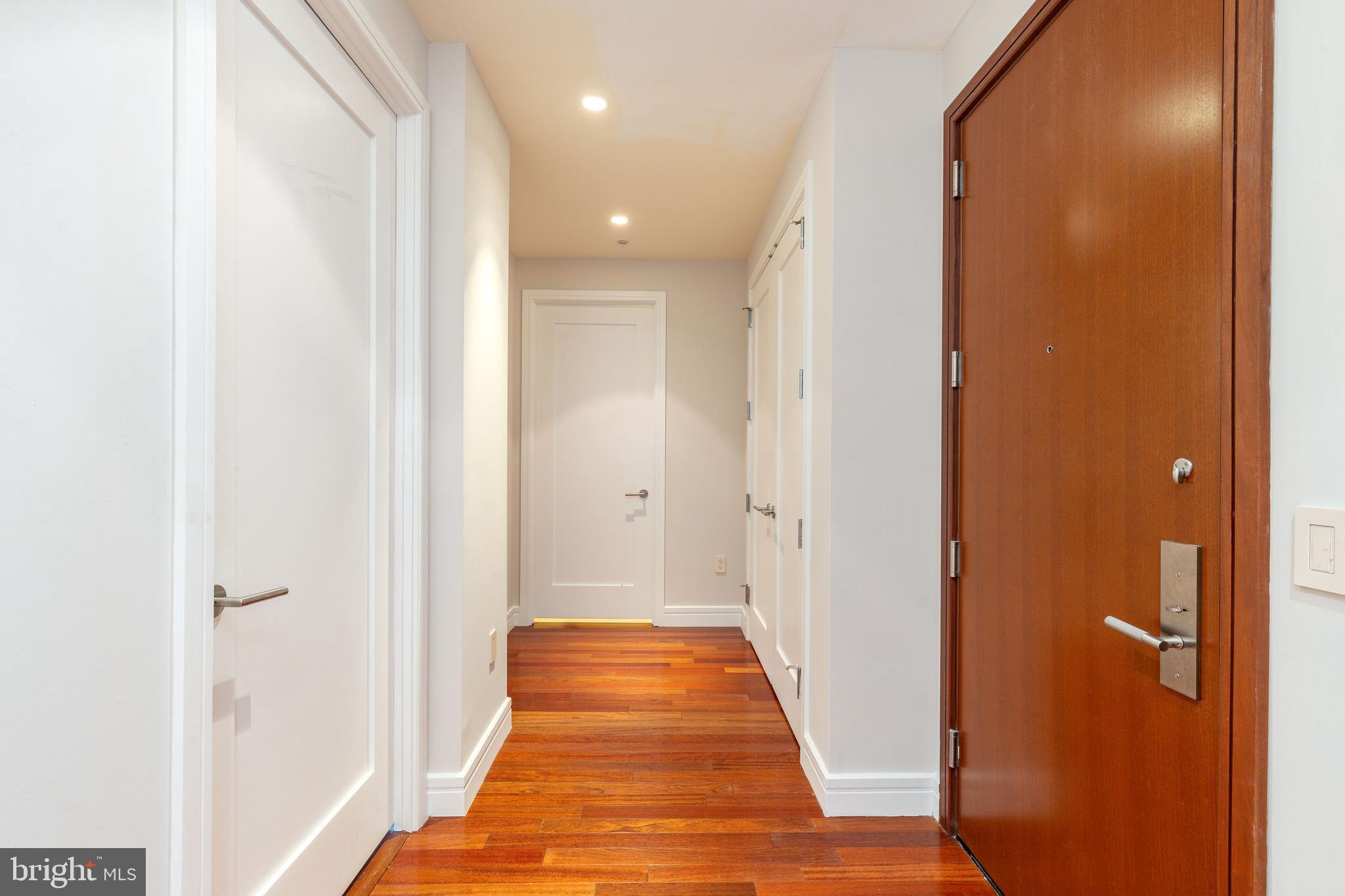 CENTER CITY - Residential