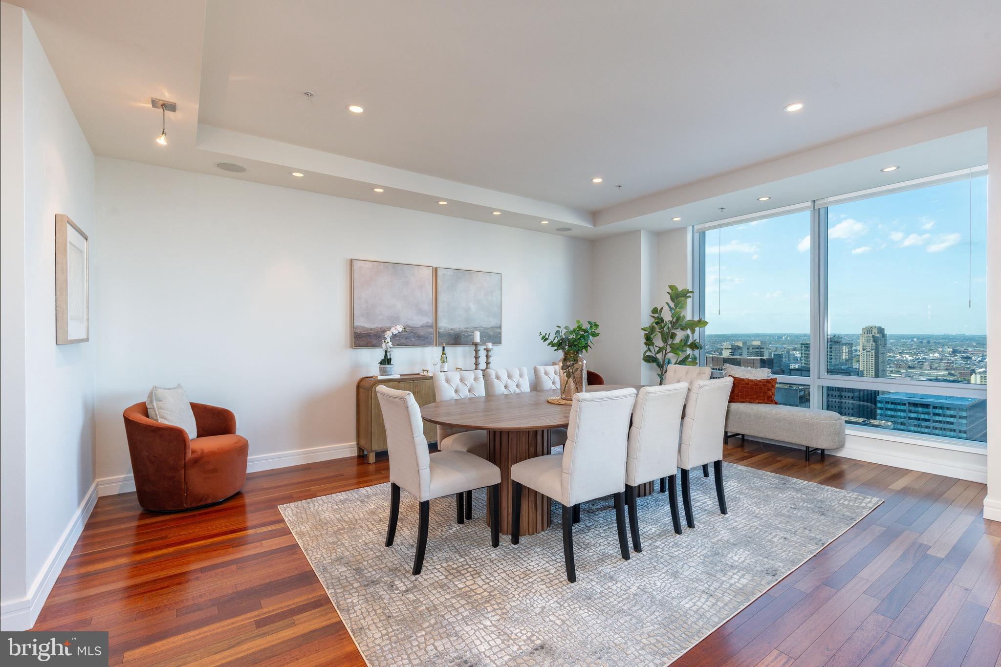 CENTER CITY - Residential